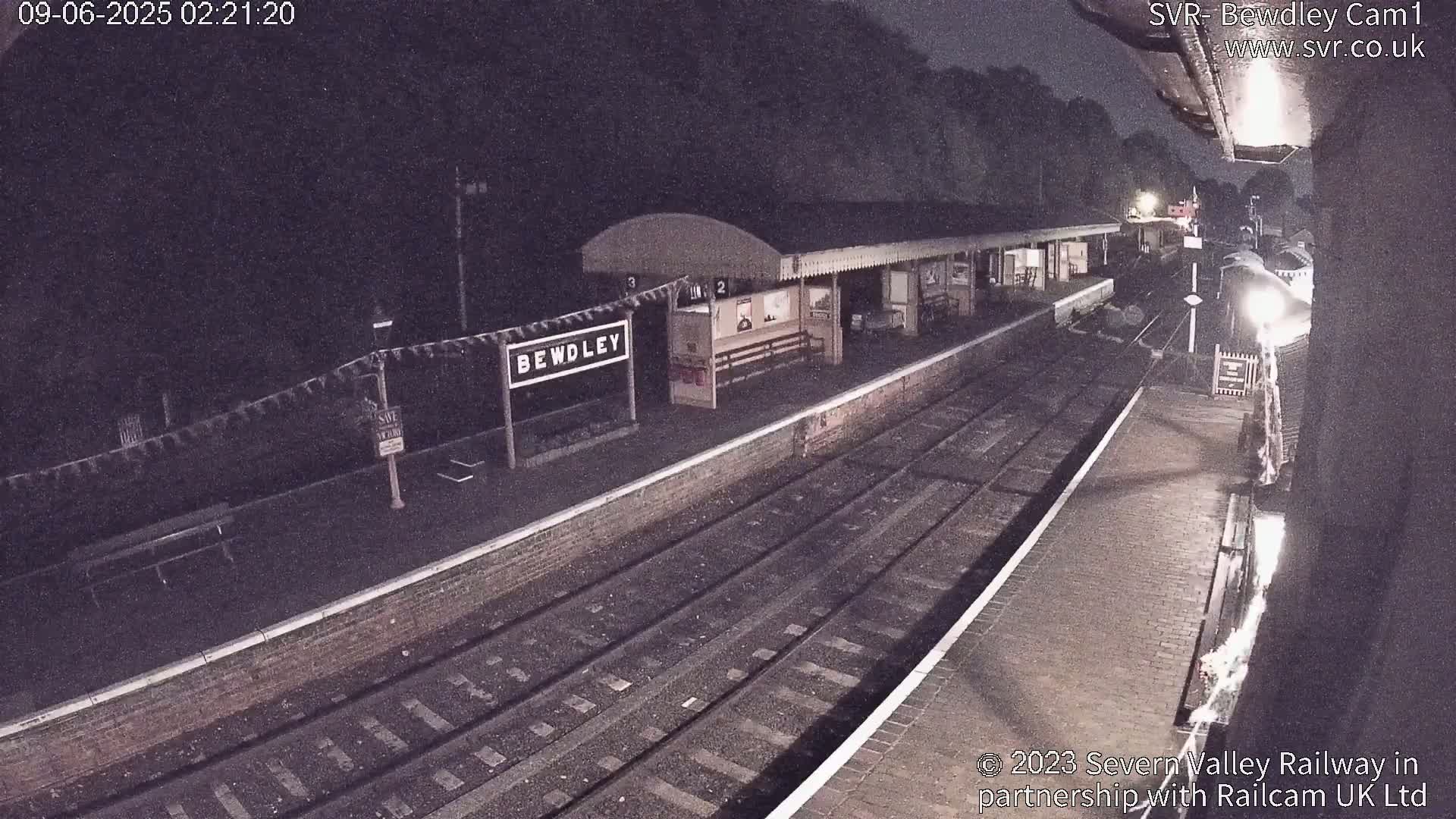 Bewdley Station İnside on the Severn Valley Railway Live Cam - Bewdley, Wyre Forest, Worcestershire, West Midlands, England, United Kingdomth on the Severn Valley Railway 2025-02-27 22:40