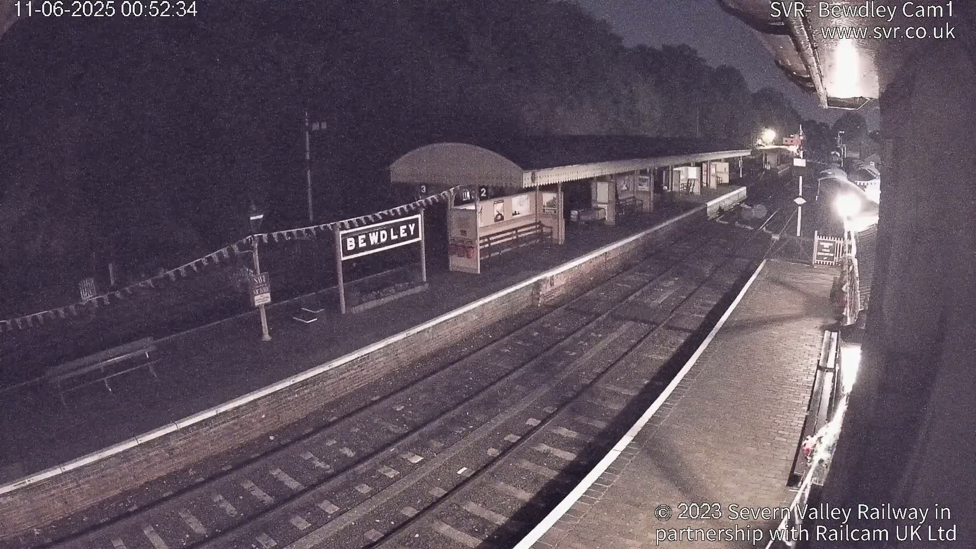 Bewdley Station İnside on the Severn Valley Railway Live Cam - Bewdley, Wyre Forest, Worcestershire, West Midlands, England, United Kingdomth on the Severn Valley Railway 2025-02-27 22:40