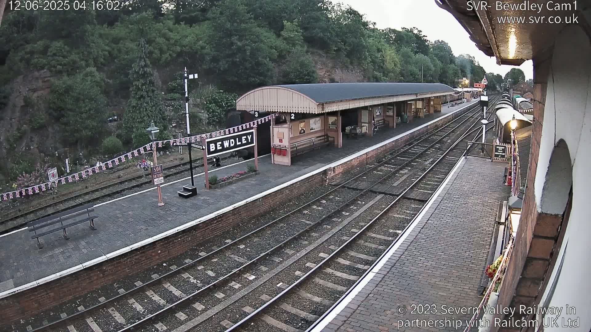 Bewdley Station İnside on the Severn Valley Railway Live Cam - Bewdley, Wyre Forest, Worcestershire, West Midlands, England, United Kingdomth on the Severn Valley Railway 2025-02-27 22:40