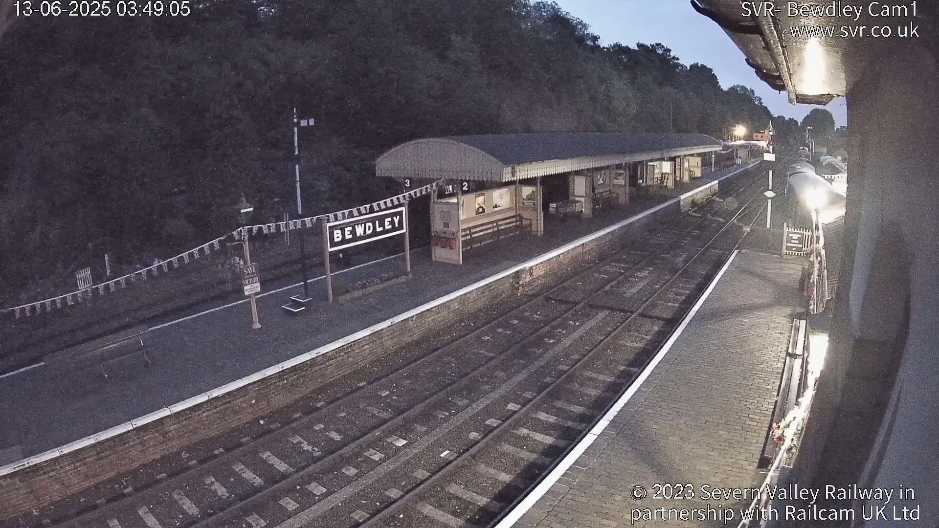 Bewdley Station İnside on the Severn Valley Railway Live Cam - Bewdley, Wyre Forest, Worcestershire, West Midlands, England, United Kingdomth on the Severn Valley Railway 2025-02-27 22:40