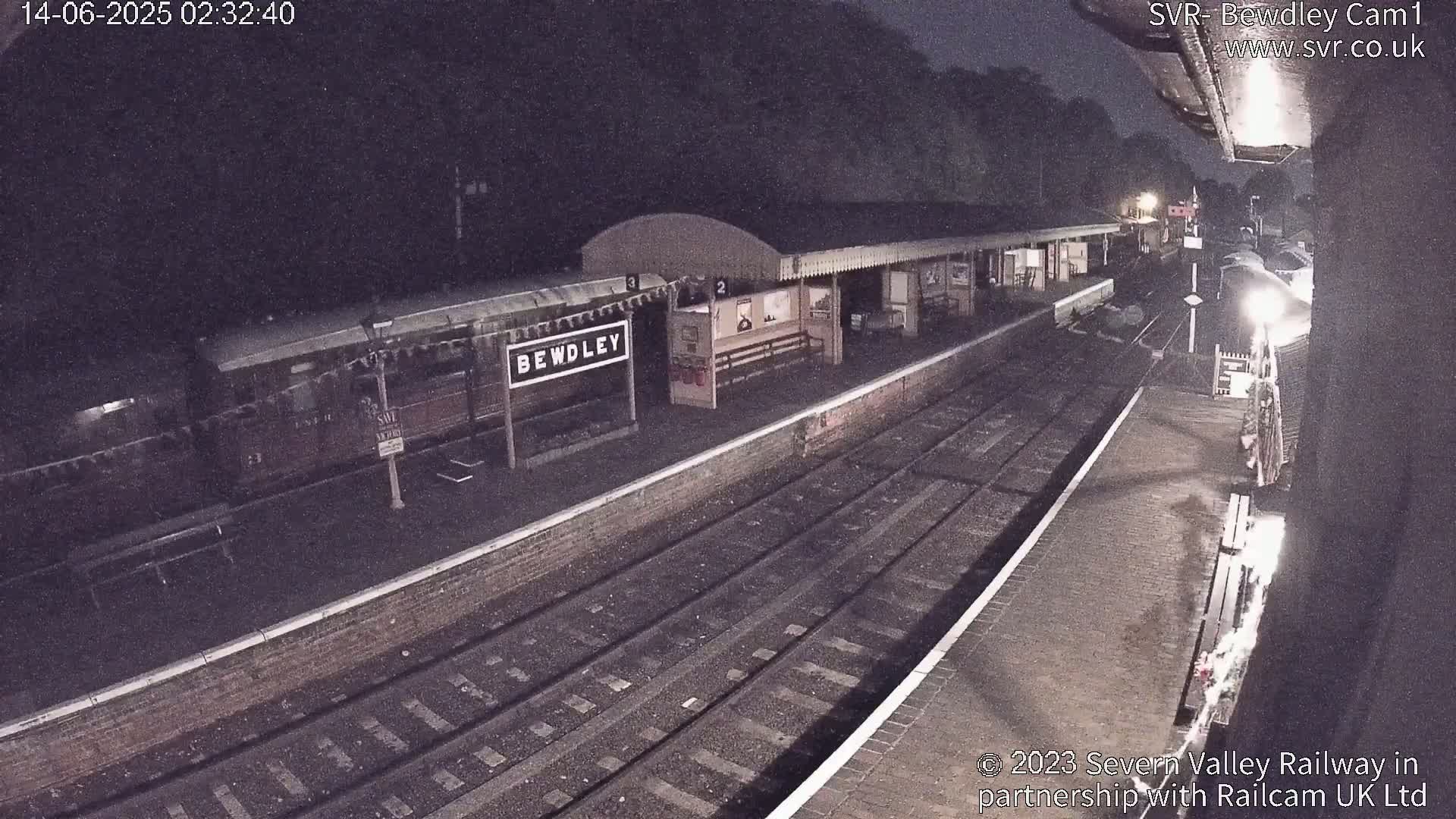 Bewdley Station İnside on the Severn Valley Railway Live Cam - Bewdley, Wyre Forest, Worcestershire, West Midlands, England, United Kingdomth on the Severn Valley Railway 2025-02-27 22:40