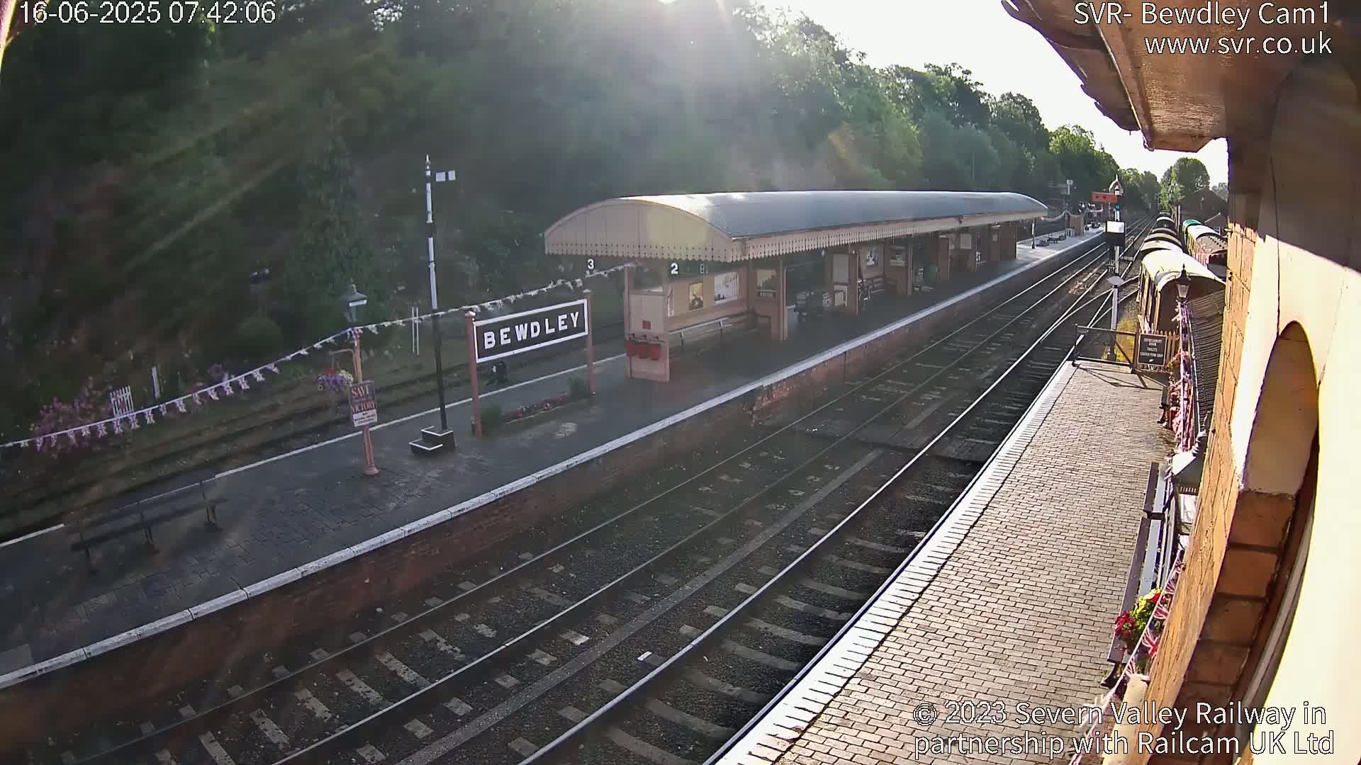 Bewdley Station İnside on the Severn Valley Railway Live Cam - Bewdley, Wyre Forest, Worcestershire, West Midlands, England, United Kingdomth on the Severn Valley Railway 2025-02-27 22:40