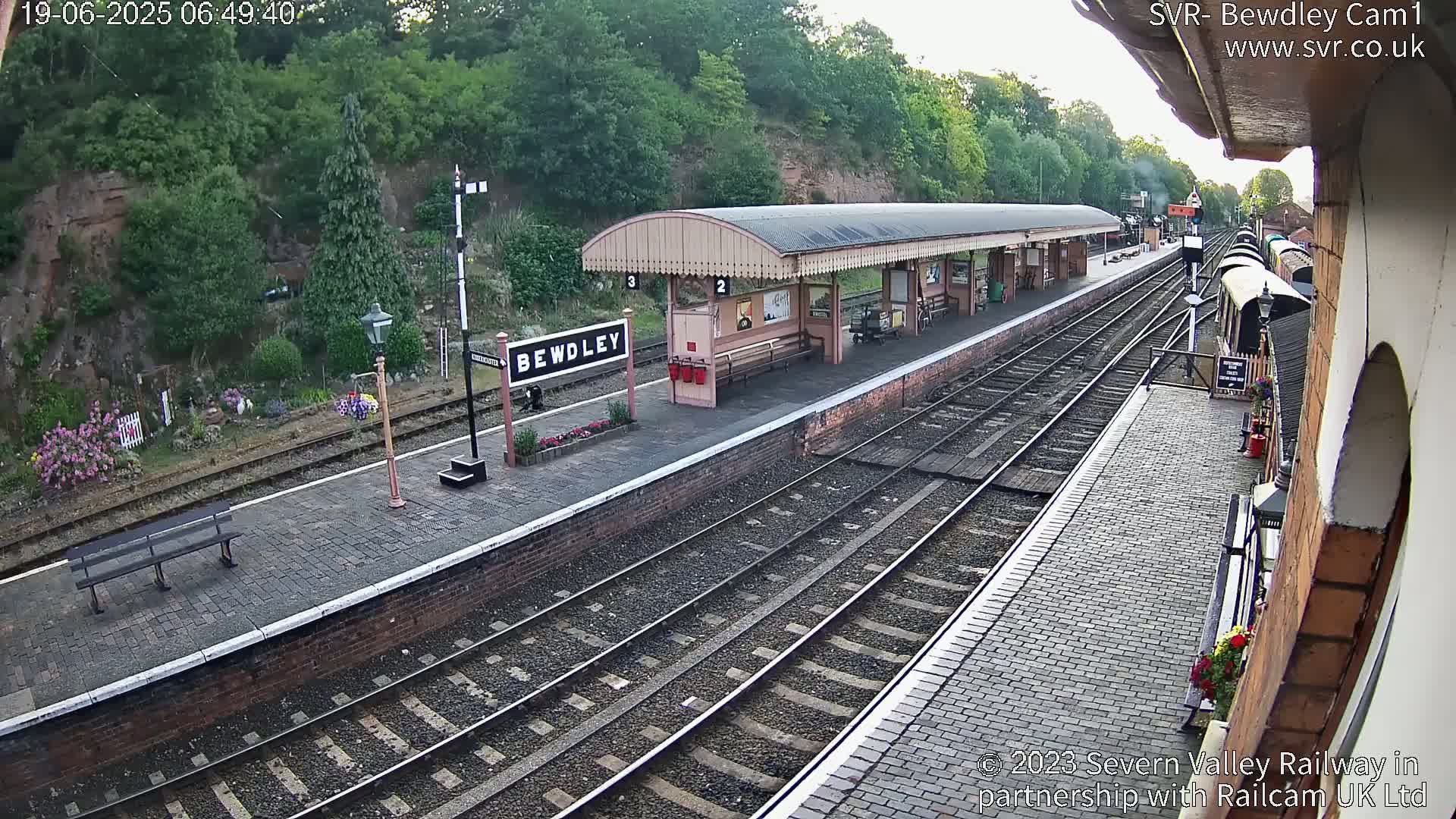 Bewdley Station İnside on the Severn Valley Railway Live Cam - Bewdley, Wyre Forest, Worcestershire, West Midlands, England, United Kingdomth on the Severn Valley Railway 2025-02-27 22:40
