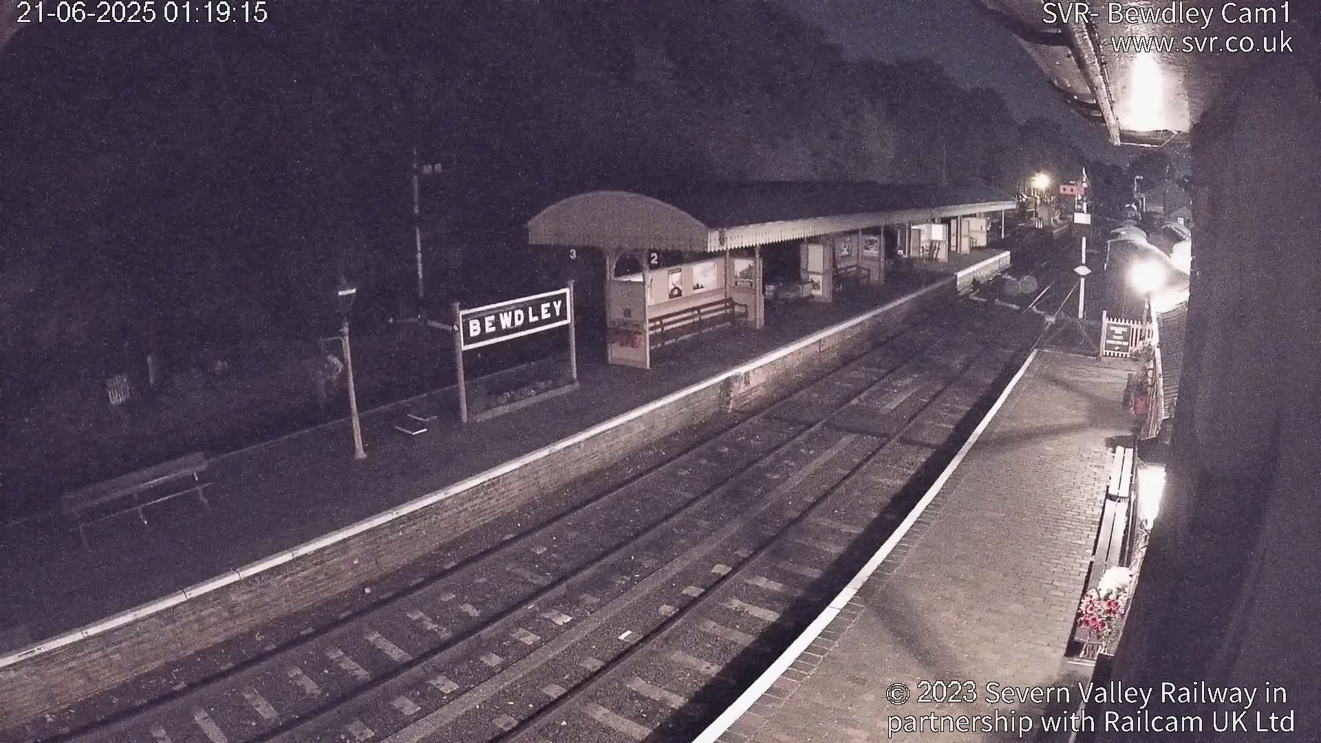 Bewdley Station İnside on the Severn Valley Railway Live Cam - Bewdley, Wyre Forest, Worcestershire, West Midlands, England, United Kingdomth on the Severn Valley Railway 2025-02-27 22:40