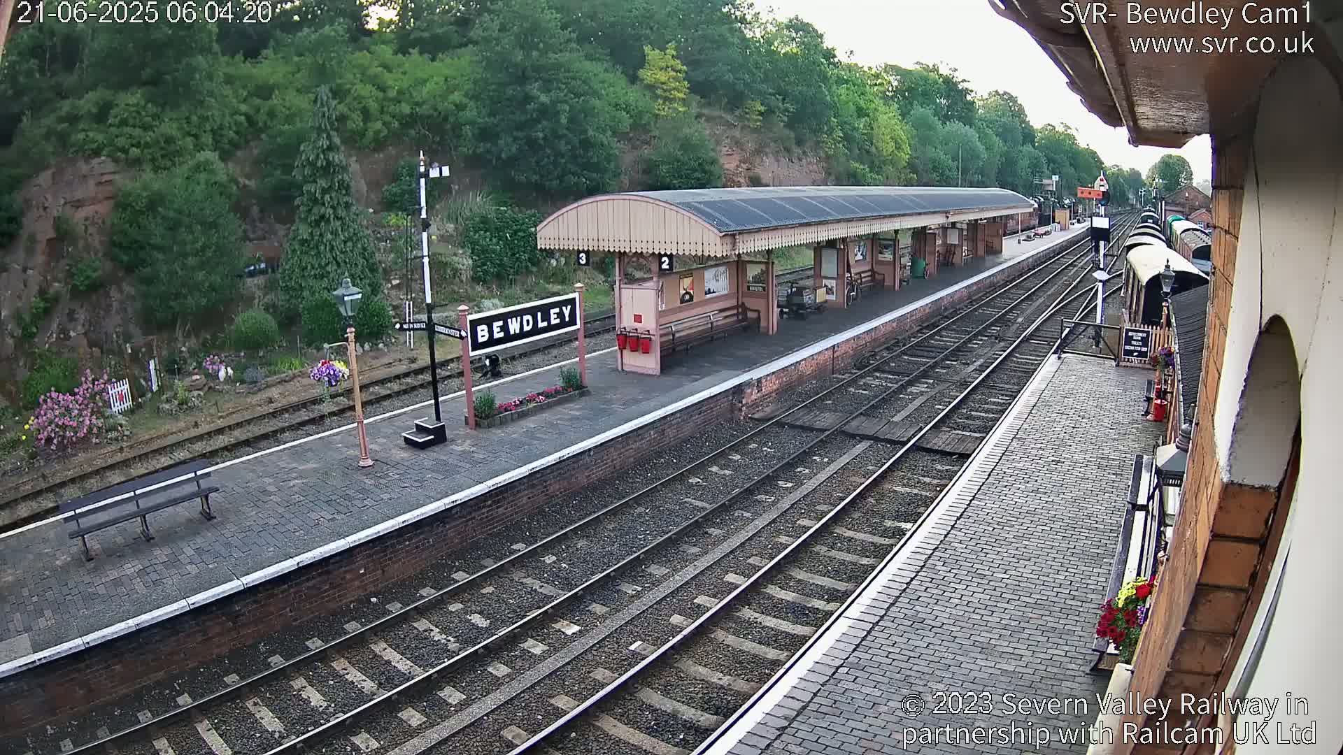 Bewdley Station İnside on the Severn Valley Railway Live Cam - Bewdley, Wyre Forest, Worcestershire, West Midlands, England, United Kingdomth on the Severn Valley Railway 2025-02-27 22:40