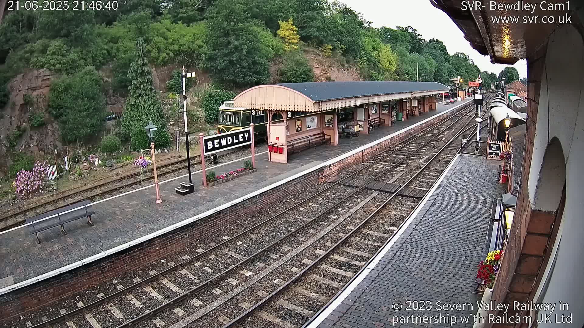 Bewdley Station İnside on the Severn Valley Railway Live Cam - Bewdley, Wyre Forest, Worcestershire, West Midlands, England, United Kingdomth on the Severn Valley Railway 2025-02-27 22:40