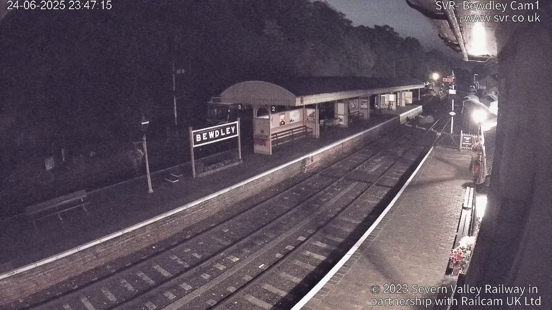 Bewdley Station İnside on the Severn Valley Railway Live Cam - Bewdley, Wyre Forest, Worcestershire, West Midlands, England, United Kingdomth on the Severn Valley Railway 2025-02-27 22:40
