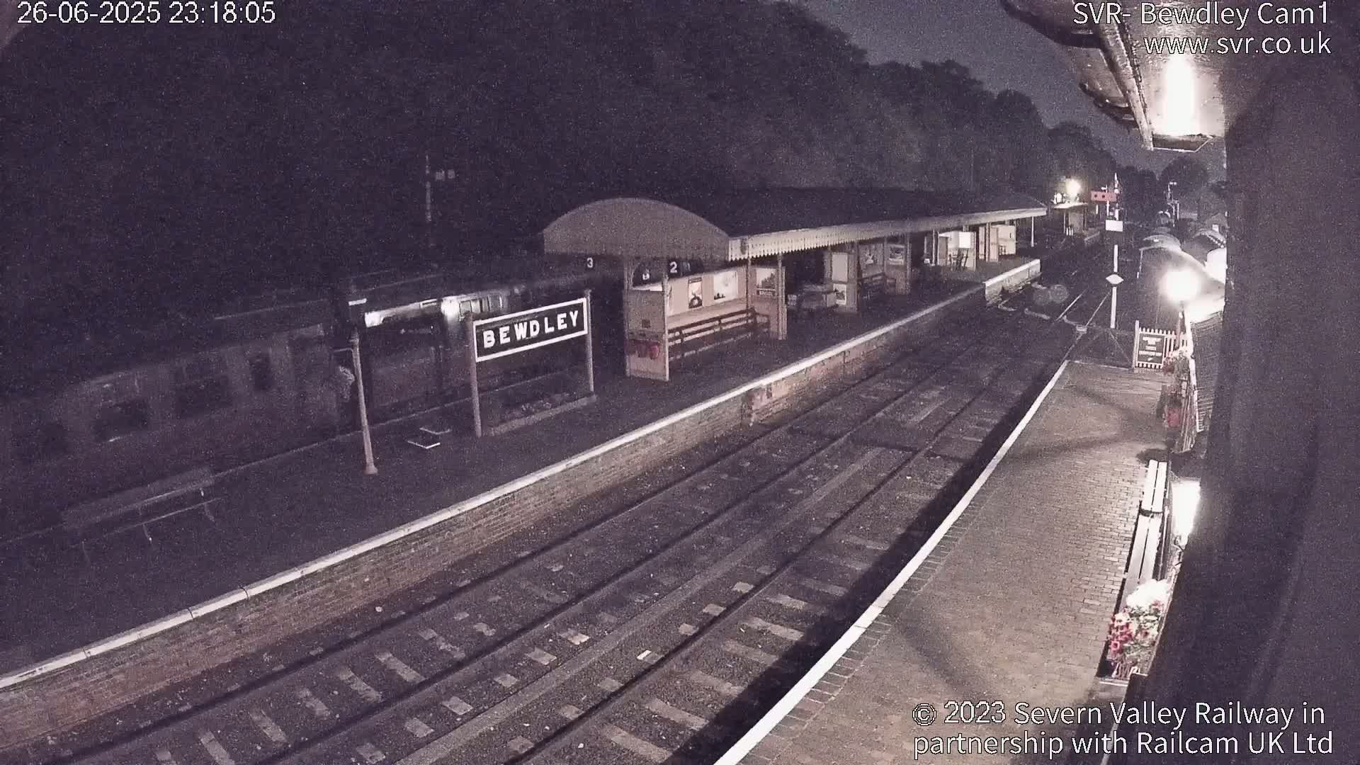 Bewdley Station İnside on the Severn Valley Railway Live Cam - Bewdley, Wyre Forest, Worcestershire, West Midlands, England, United Kingdomth on the Severn Valley Railway 2025-02-27 22:40