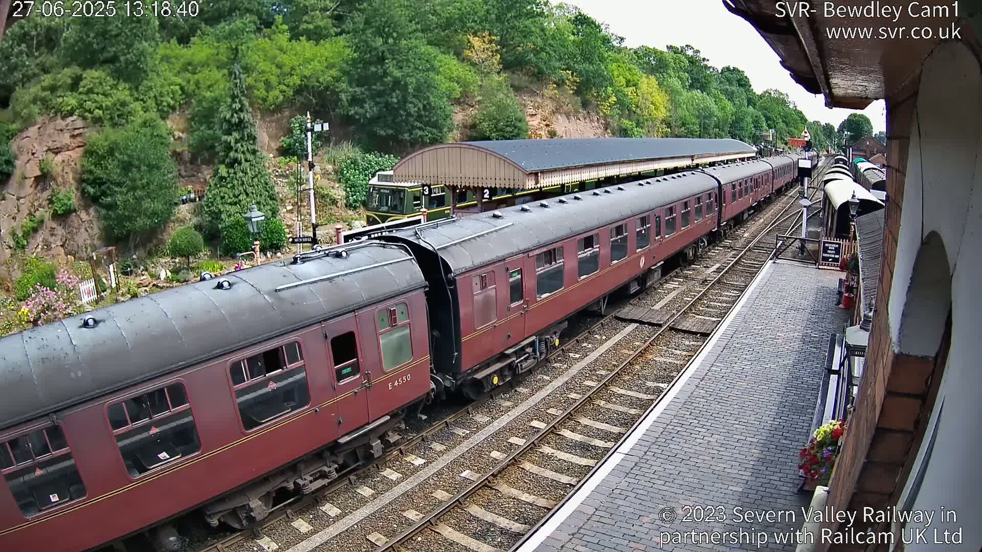 Bewdley Station İnside on the Severn Valley Railway Live Cam - Bewdley, Wyre Forest, Worcestershire, West Midlands, England, United Kingdomth on the Severn Valley Railway 2025-02-27 22:40