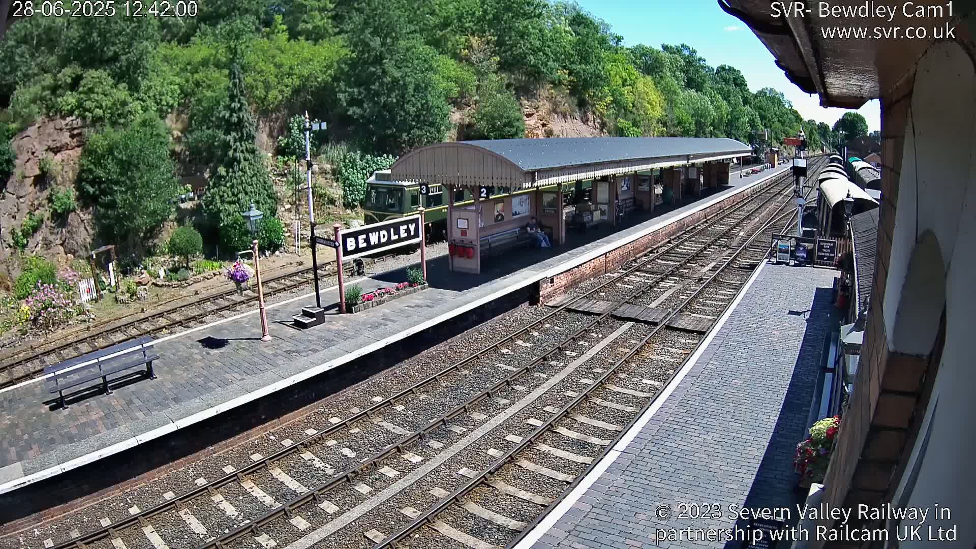 Bewdley Station İnside on the Severn Valley Railway Live Cam - Bewdley, Wyre Forest, Worcestershire, West Midlands, England, United Kingdomth on the Severn Valley Railway 2025-02-27 22:40
