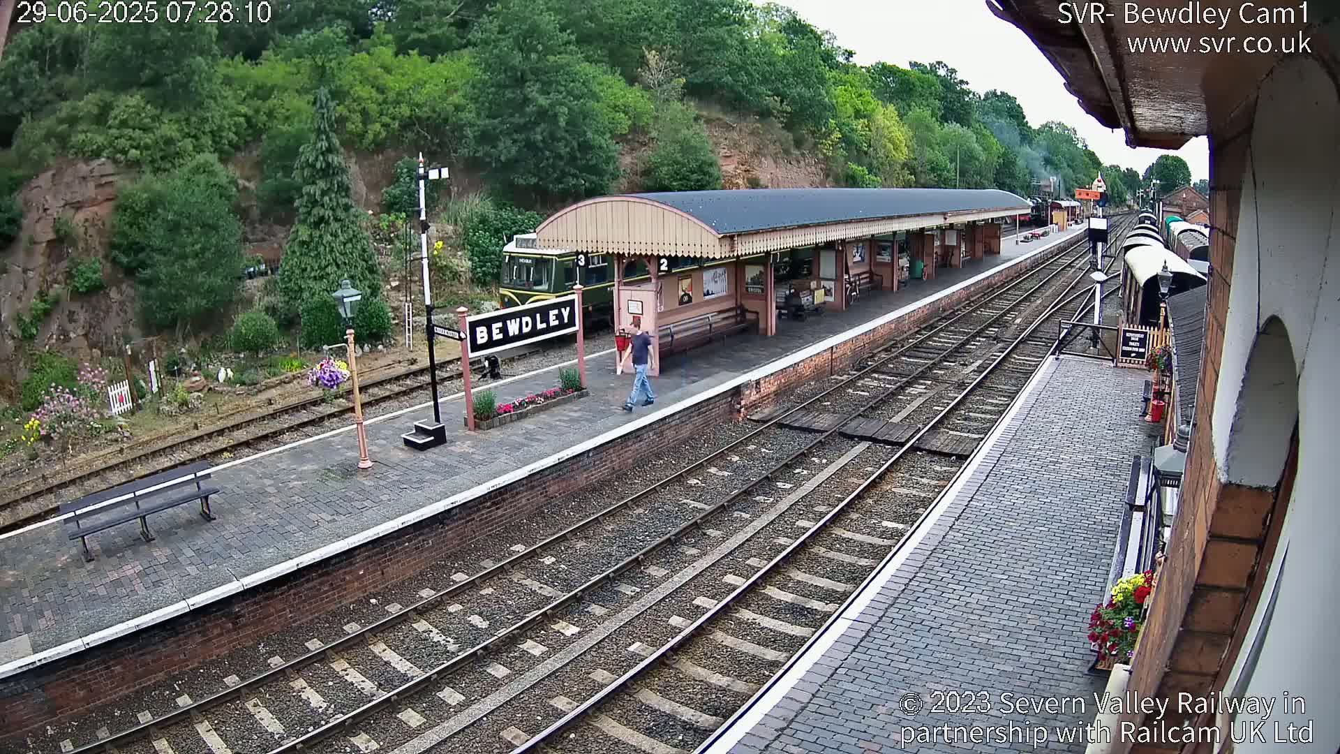 Bewdley Station İnside on the Severn Valley Railway Live Cam - Bewdley, Wyre Forest, Worcestershire, West Midlands, England, United Kingdomth on the Severn Valley Railway 2025-02-27 22:40