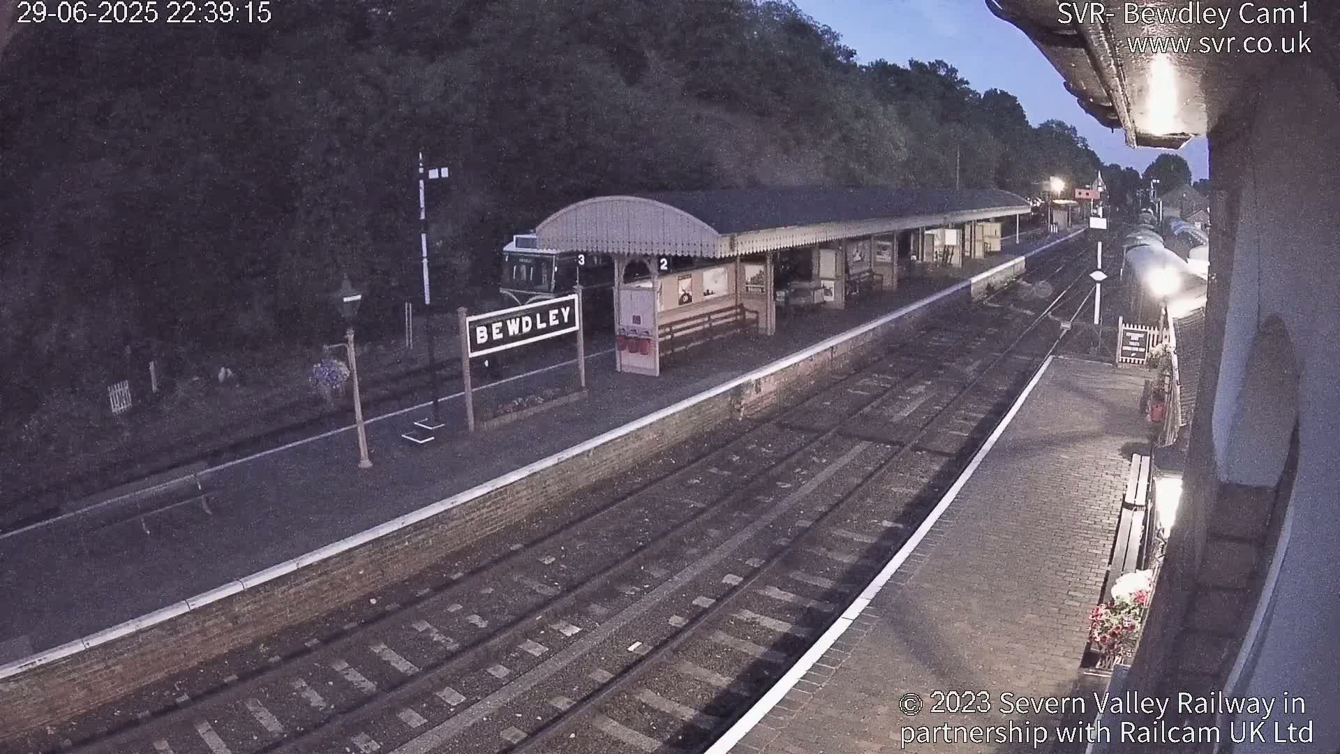 Bewdley Station İnside on the Severn Valley Railway Live Cam - Bewdley, Wyre Forest, Worcestershire, West Midlands, England, United Kingdomth on the Severn Valley Railway 2025-02-27 22:40