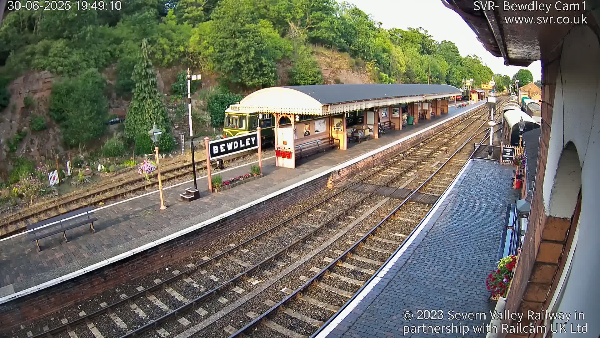 Bewdley Station İnside on the Severn Valley Railway Live Cam - Bewdley, Wyre Forest, Worcestershire, West Midlands, England, United Kingdomth on the Severn Valley Railway 2025-02-27 22:40
