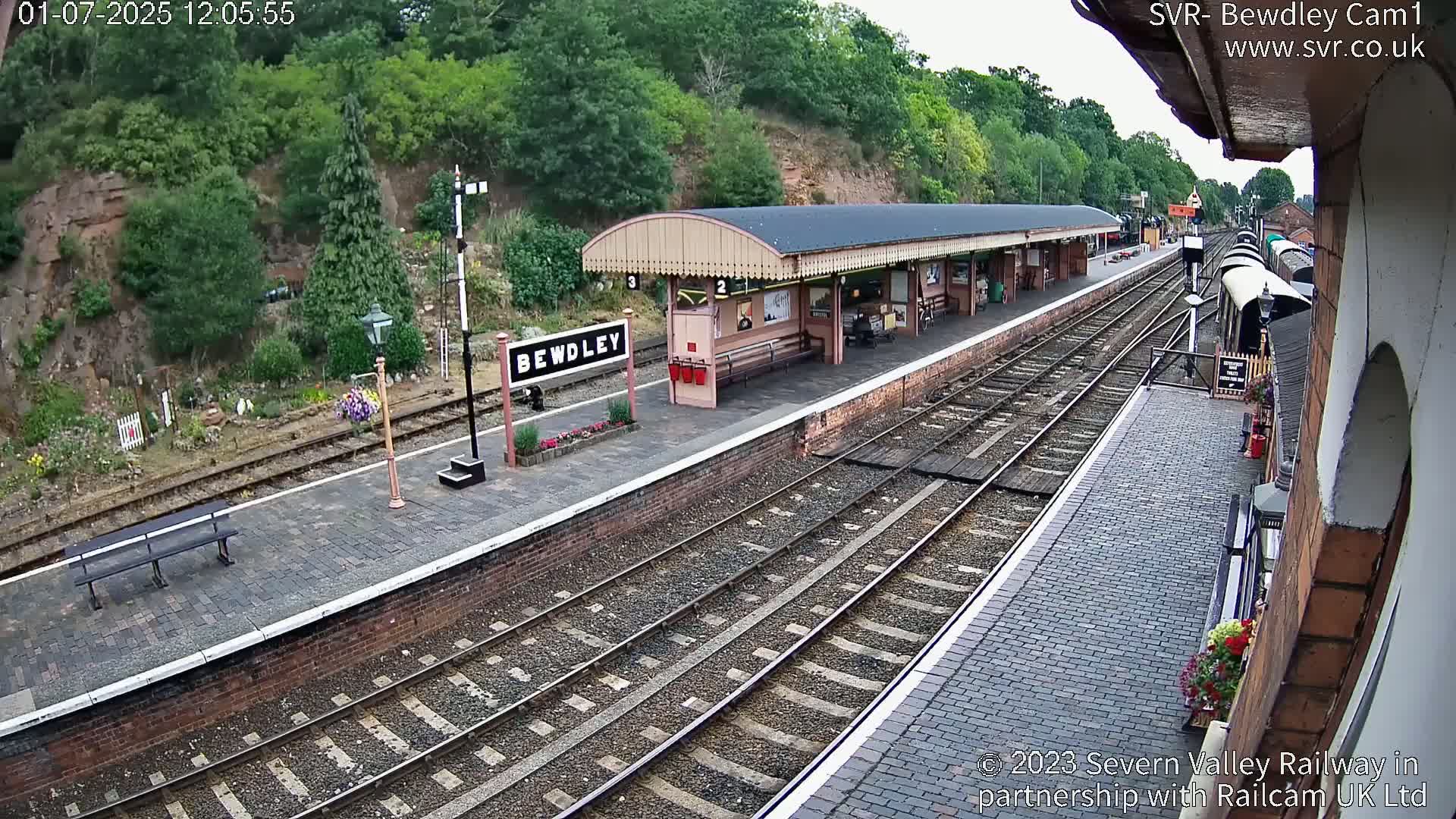 Bewdley Station İnside on the Severn Valley Railway Live Cam - Bewdley, Wyre Forest, Worcestershire, West Midlands, England, United Kingdomth on the Severn Valley Railway 2025-02-27 22:40
