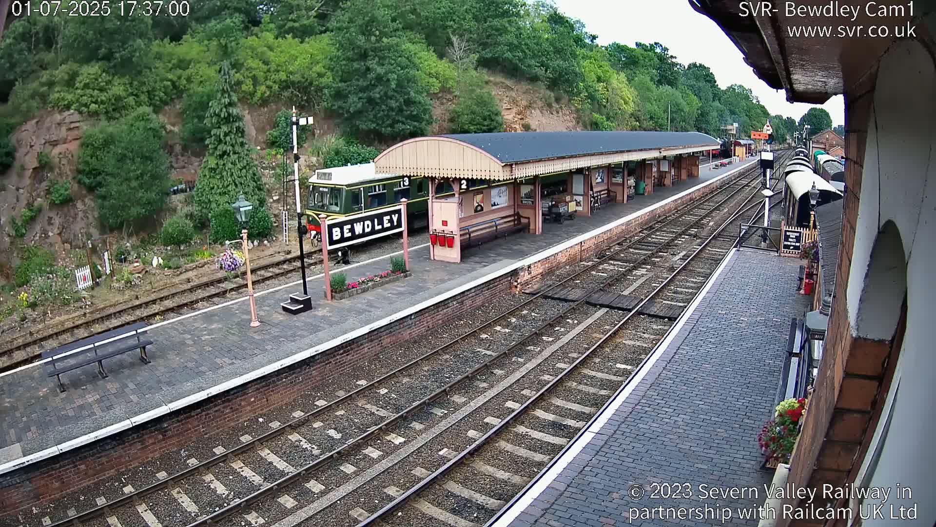 Bewdley Station İnside on the Severn Valley Railway Live Cam - Bewdley, Wyre Forest, Worcestershire, West Midlands, England, United Kingdomth on the Severn Valley Railway 2025-02-27 22:40