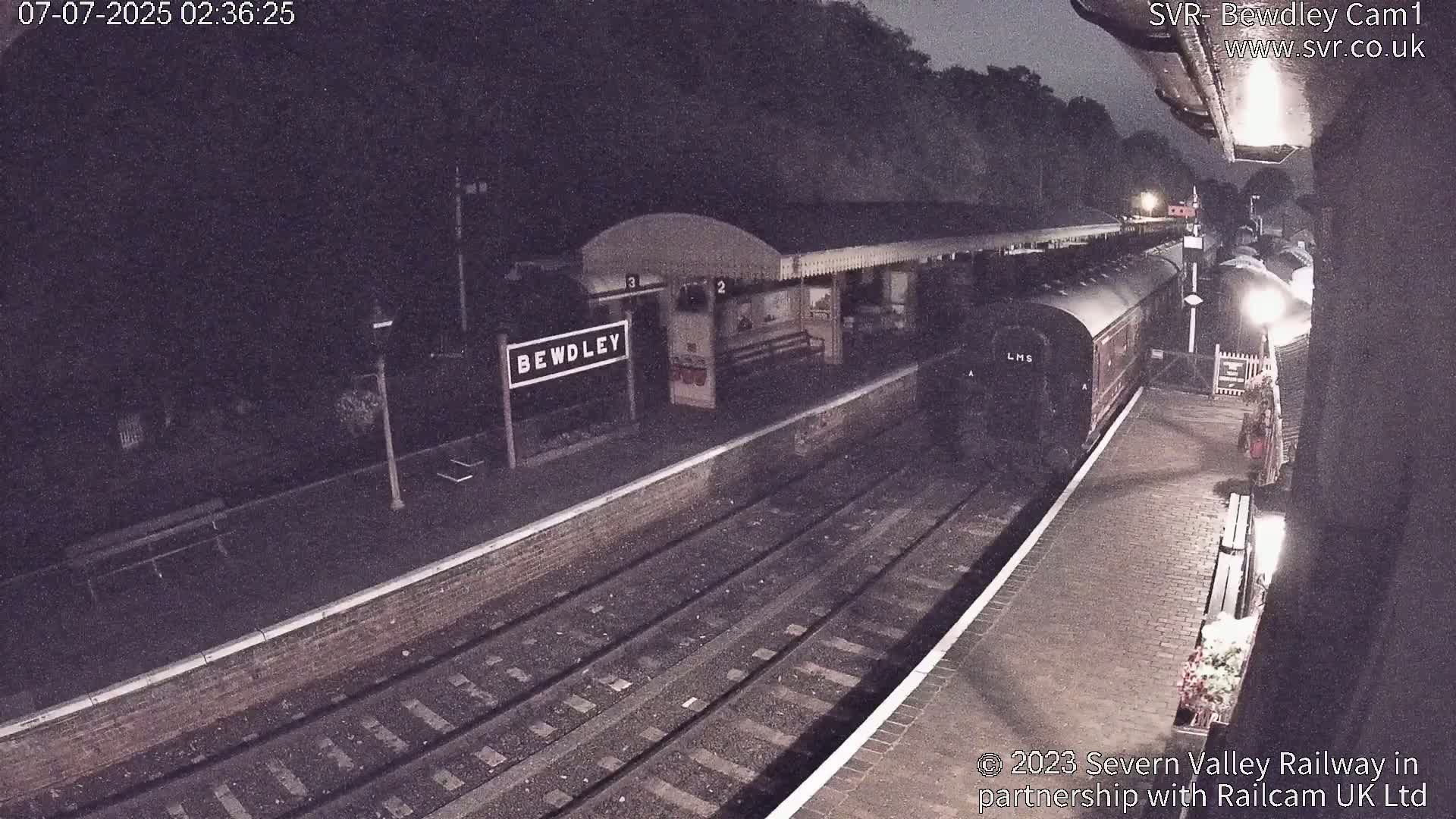 Bewdley Station İnside on the Severn Valley Railway Live Cam - Bewdley, Wyre Forest, Worcestershire, West Midlands, England, United Kingdomth on the Severn Valley Railway 2025-02-27 22:40