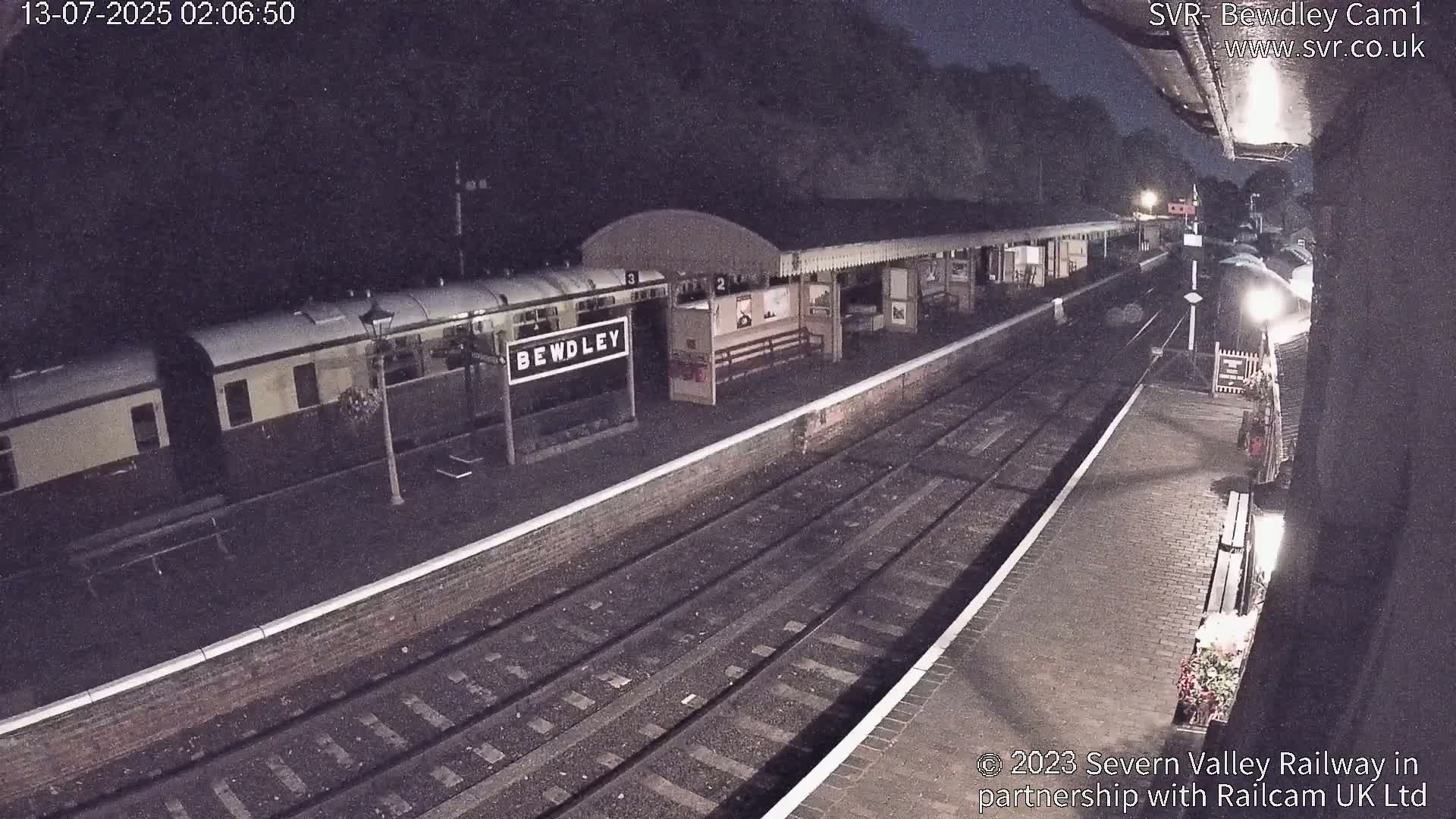 Bewdley Station İnside on the Severn Valley Railway Live Cam - Bewdley, Wyre Forest, Worcestershire, West Midlands, England, United Kingdomth on the Severn Valley Railway 2025-02-27 22:40