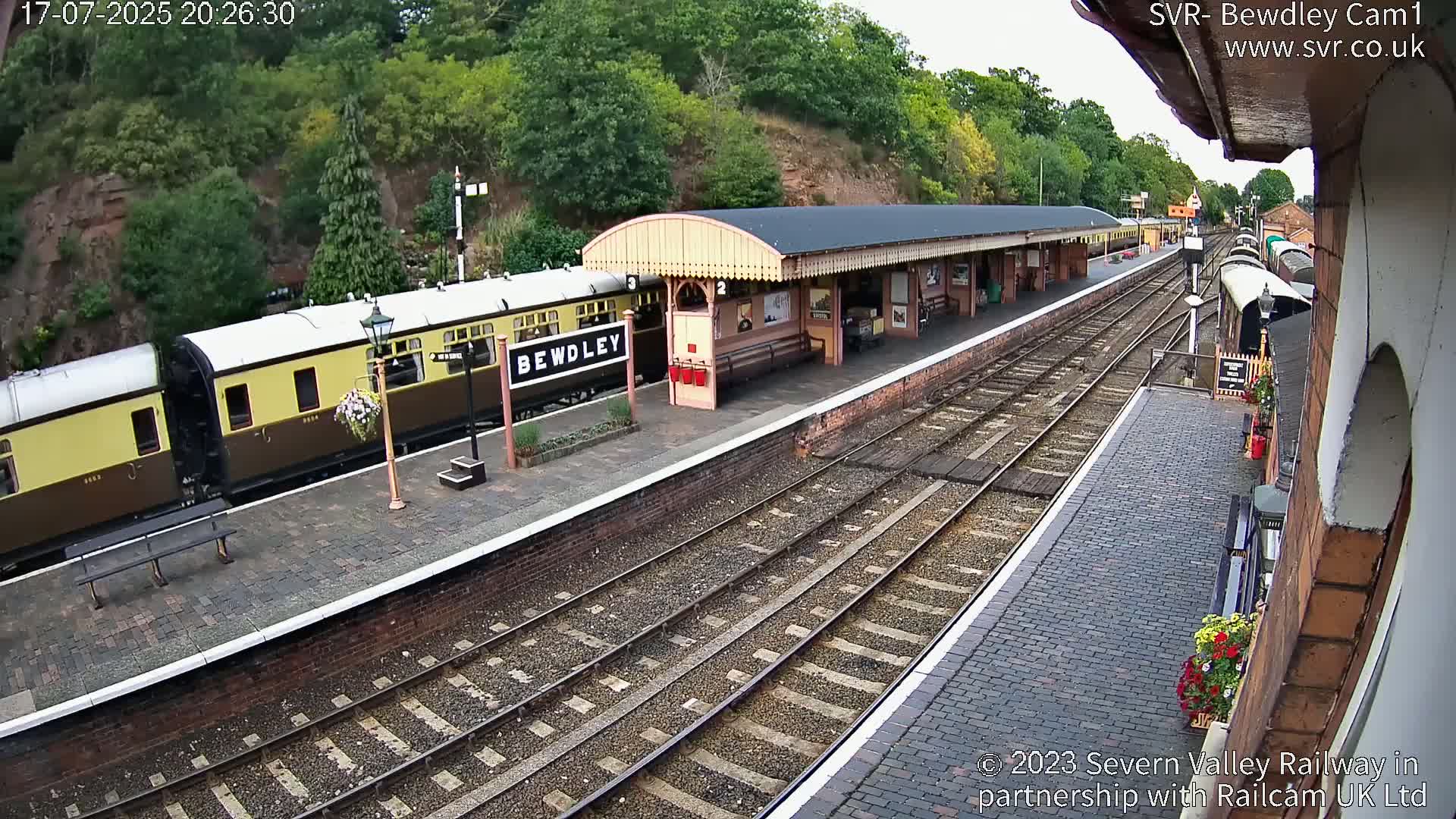 Bewdley Station İnside on the Severn Valley Railway Live Cam - Bewdley, Wyre Forest, Worcestershire, West Midlands, England, United Kingdomth on the Severn Valley Railway 2025-02-27 22:40