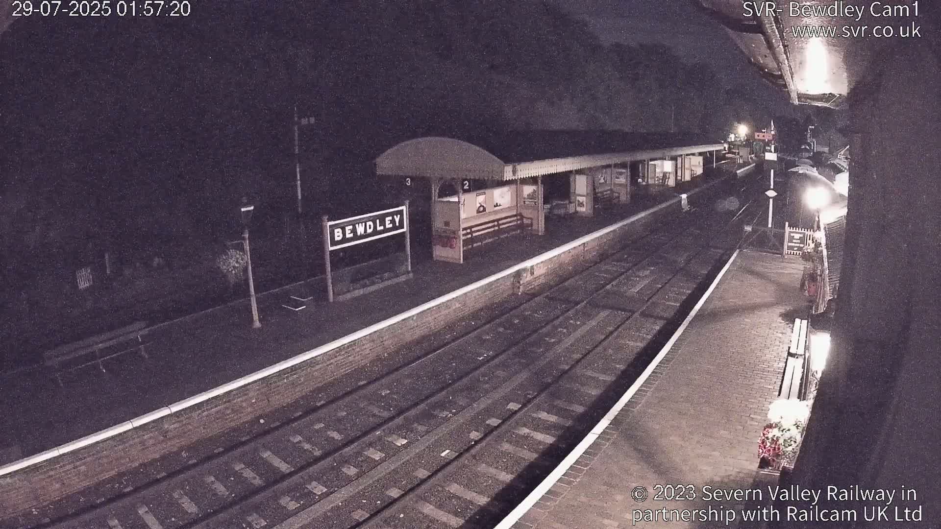 Bewdley Station İnside on the Severn Valley Railway Live Cam - Bewdley, Wyre Forest, Worcestershire, West Midlands, England, United Kingdomth on the Severn Valley Railway 2025-02-27 22:40