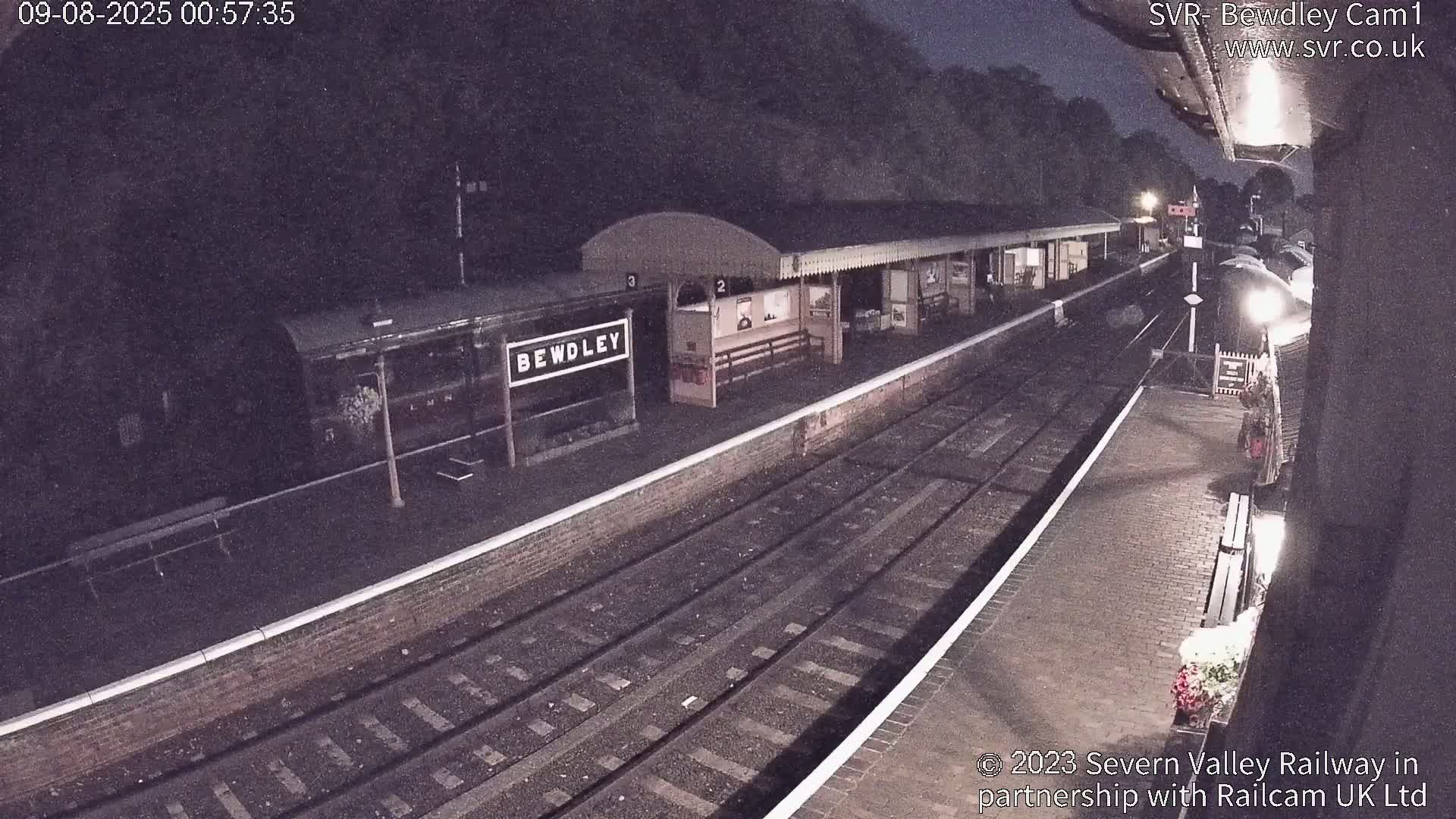 Bewdley Station İnside on the Severn Valley Railway Live Cam - Bewdley, Wyre Forest, Worcestershire, West Midlands, England, United Kingdomth on the Severn Valley Railway 2025-02-27 22:40