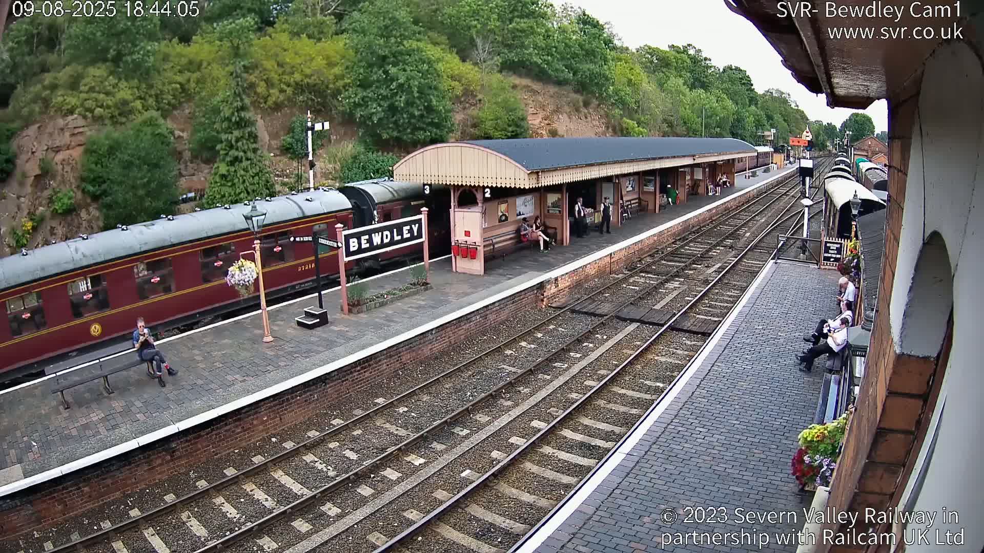 Bewdley Station İnside on the Severn Valley Railway Live Cam - Bewdley, Wyre Forest, Worcestershire, West Midlands, England, United Kingdomth on the Severn Valley Railway 2025-02-27 22:40