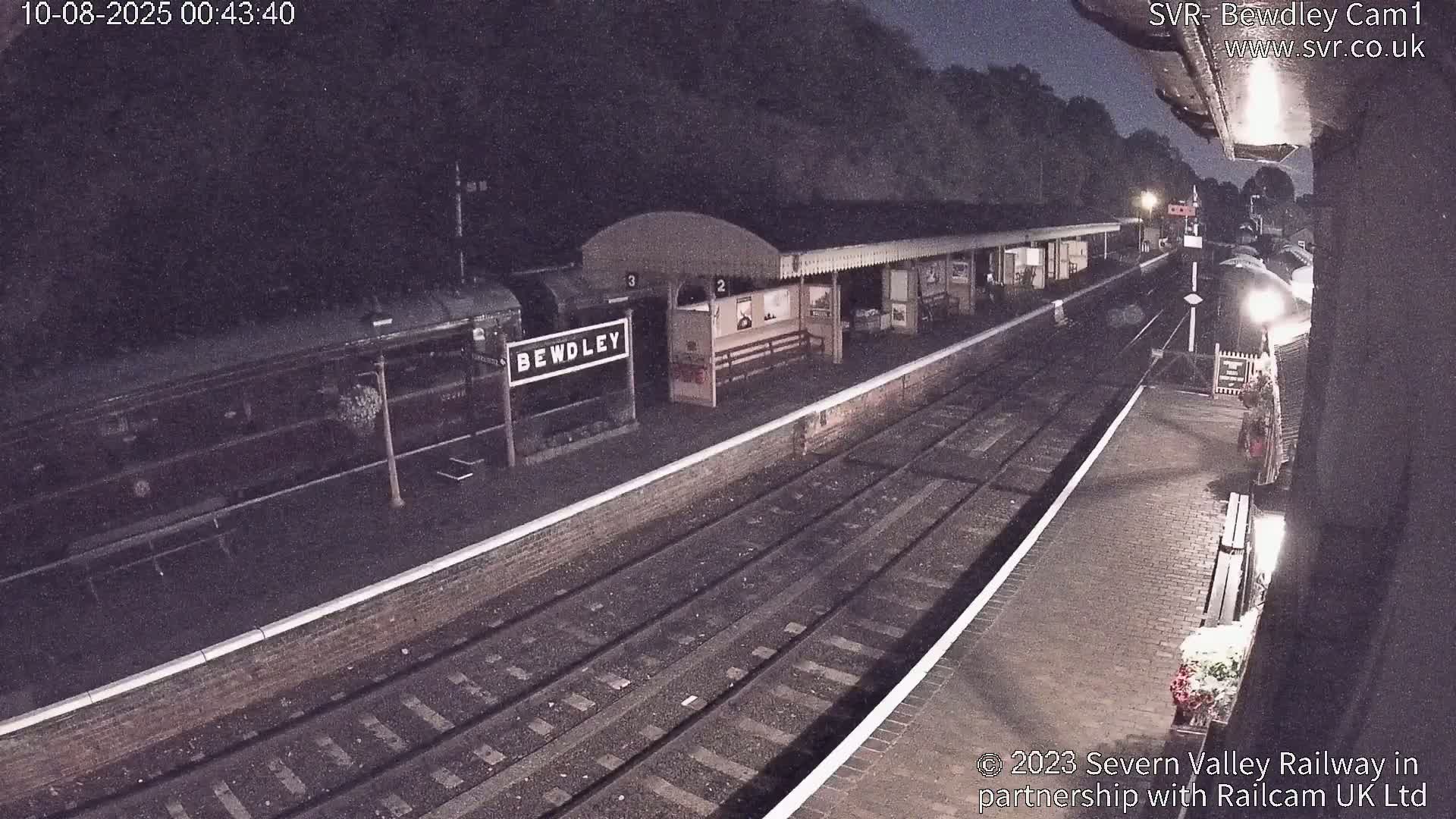 Bewdley Station İnside on the Severn Valley Railway Live Cam - Bewdley, Wyre Forest, Worcestershire, West Midlands, England, United Kingdomth on the Severn Valley Railway 2025-02-27 22:40