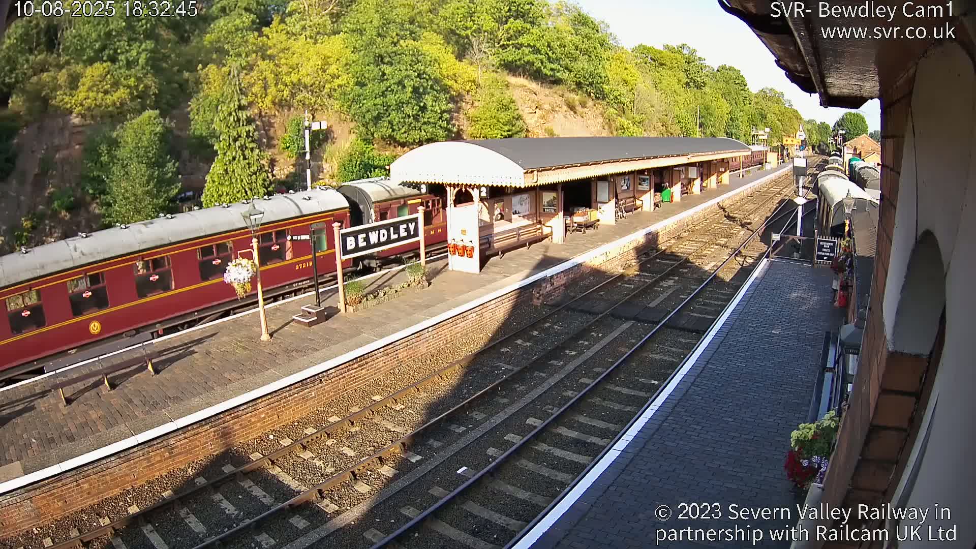 Bewdley Station İnside on the Severn Valley Railway Live Cam - Bewdley, Wyre Forest, Worcestershire, West Midlands, England, United Kingdomth on the Severn Valley Railway 2025-02-27 22:40