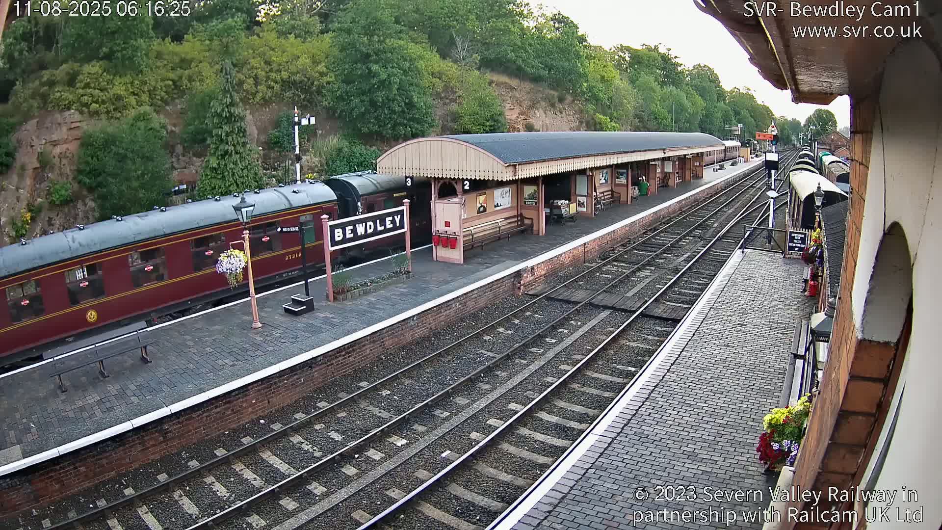 Bewdley Station İnside on the Severn Valley Railway Live Cam - Bewdley, Wyre Forest, Worcestershire, West Midlands, England, United Kingdomth on the Severn Valley Railway 2025-02-27 22:40
