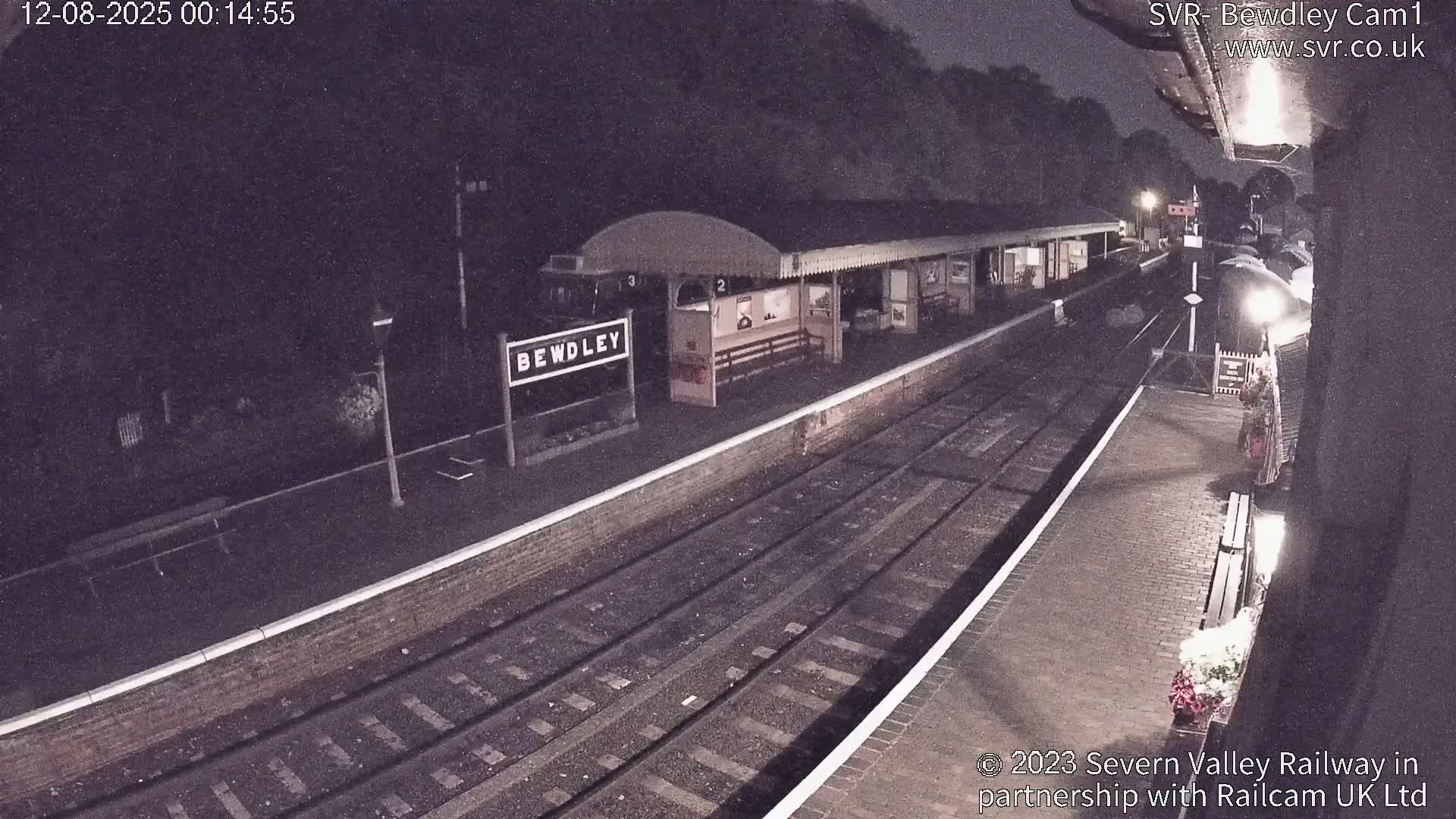 Bewdley Station İnside on the Severn Valley Railway Live Cam - Bewdley, Wyre Forest, Worcestershire, West Midlands, England, United Kingdomth on the Severn Valley Railway 2025-02-27 22:40