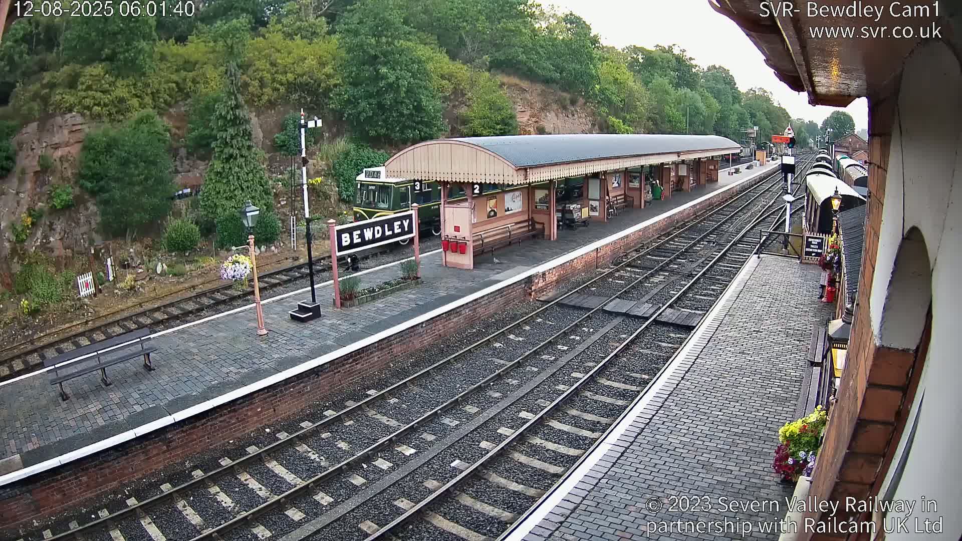 Bewdley Station İnside on the Severn Valley Railway Live Cam - Bewdley, Wyre Forest, Worcestershire, West Midlands, England, United Kingdomth on the Severn Valley Railway 2025-02-27 22:40