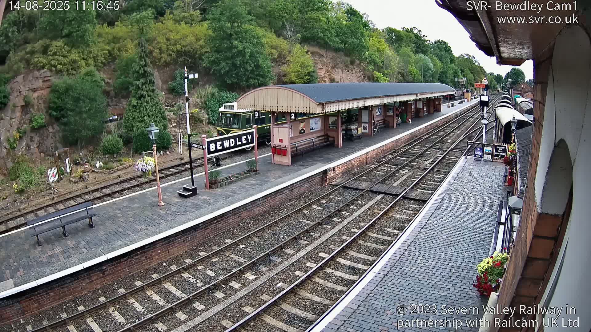 Bewdley Station İnside on the Severn Valley Railway Live Cam - Bewdley, Wyre Forest, Worcestershire, West Midlands, England, United Kingdomth on the Severn Valley Railway 2025-02-27 22:40