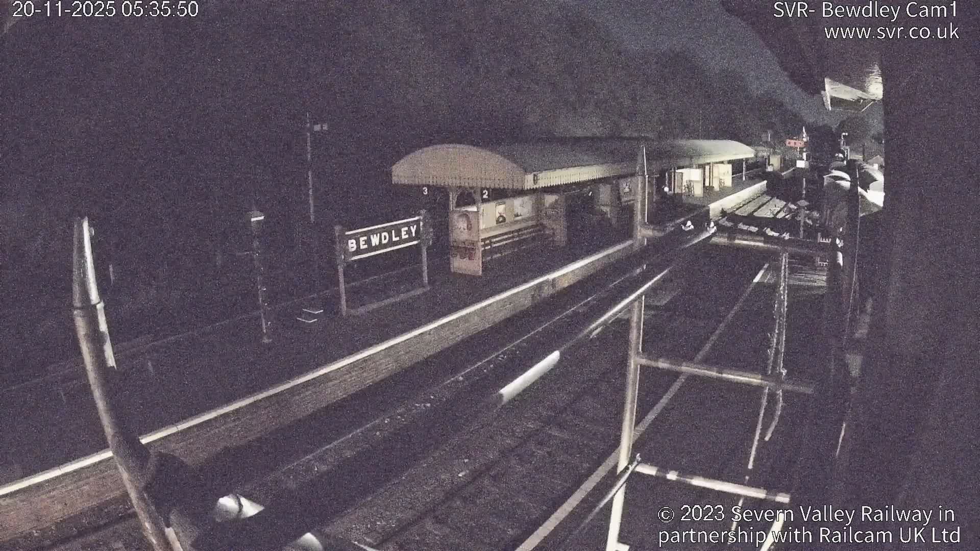 Bewdley Station İnside on the Severn Valley Railway Live Cam - Bewdley, Wyre Forest, Worcestershire, West Midlands, England, United Kingdomth on the Severn Valley Railway 2025-02-27 22:40