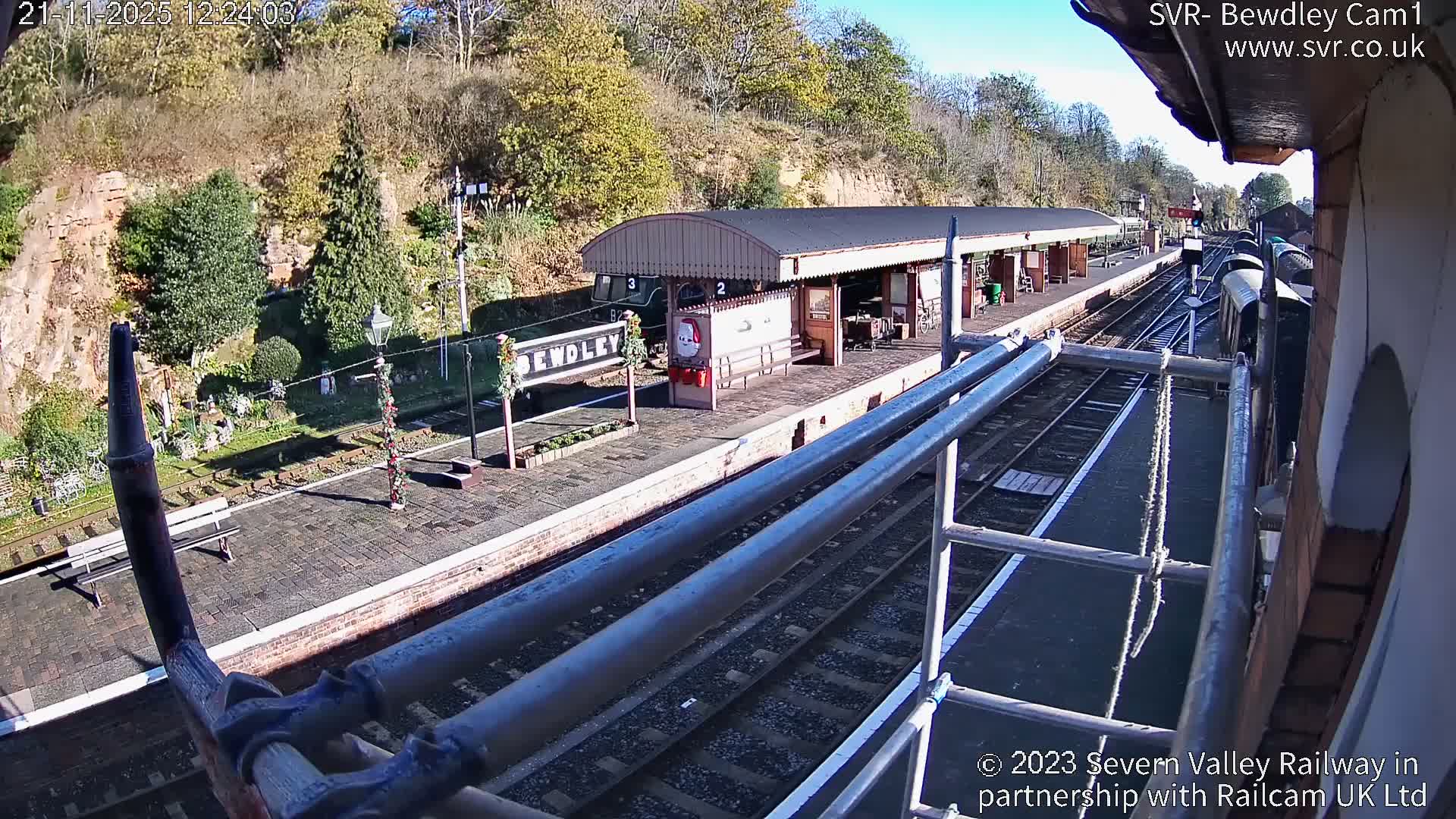 Bewdley Station İnside on the Severn Valley Railway Live Cam - Bewdley, Wyre Forest, Worcestershire, West Midlands, England, United Kingdomth on the Severn Valley Railway 2025-02-27 22:40