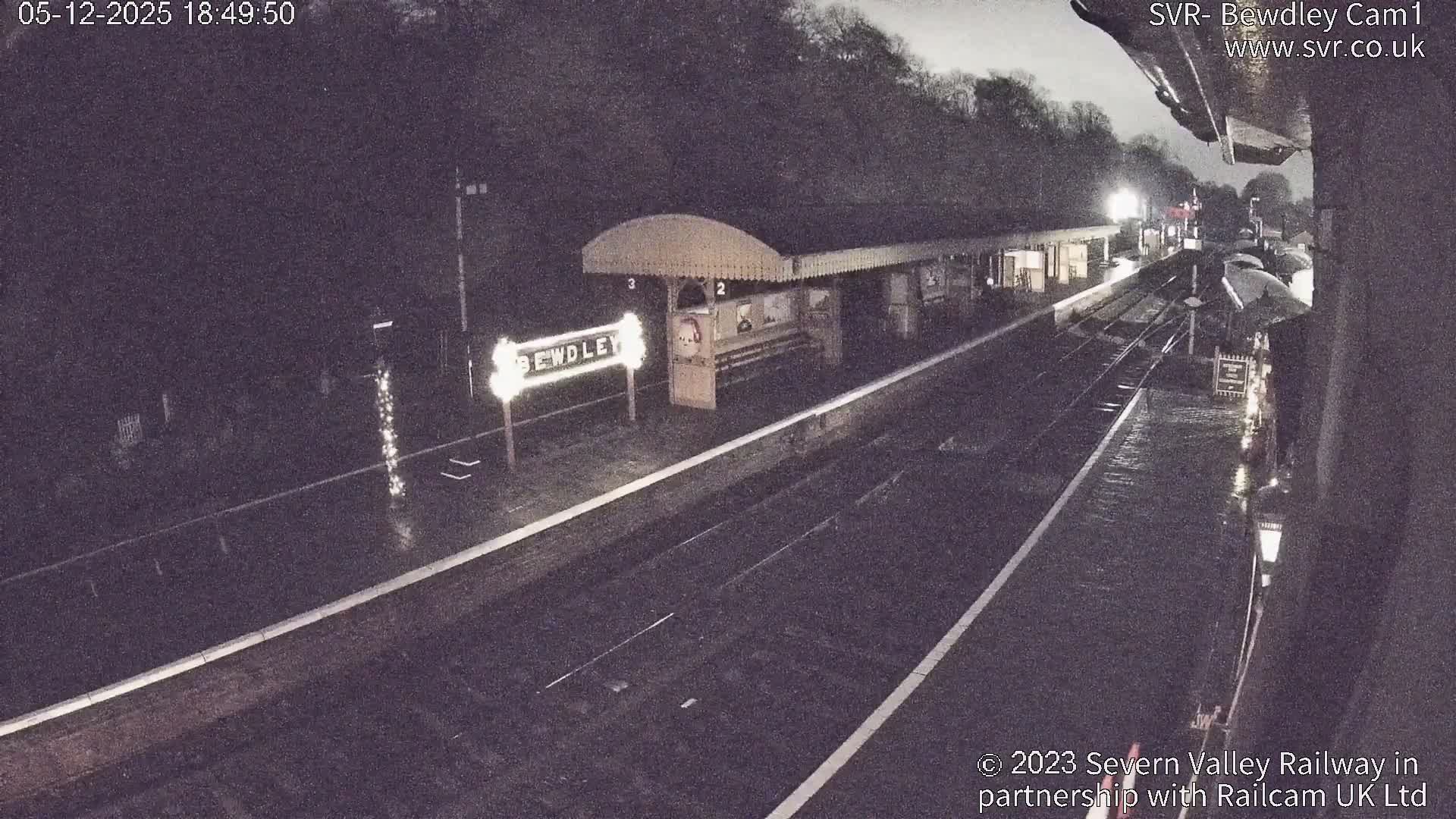 Bewdley Station İnside on the Severn Valley Railway Live Cam - Bewdley, Wyre Forest, Worcestershire, West Midlands, England, United Kingdomth on the Severn Valley Railway 2025-02-27 22:40
