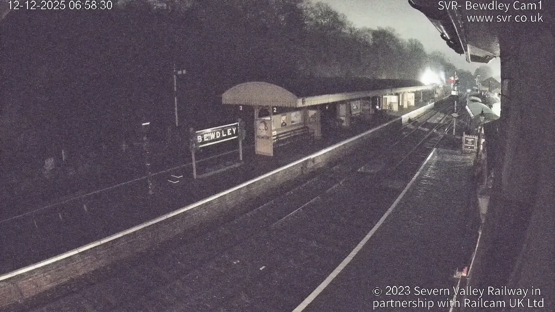 Bewdley Station İnside on the Severn Valley Railway Live Cam - Bewdley, Wyre Forest, Worcestershire, West Midlands, England, United Kingdomth on the Severn Valley Railway 2025-02-27 22:40
