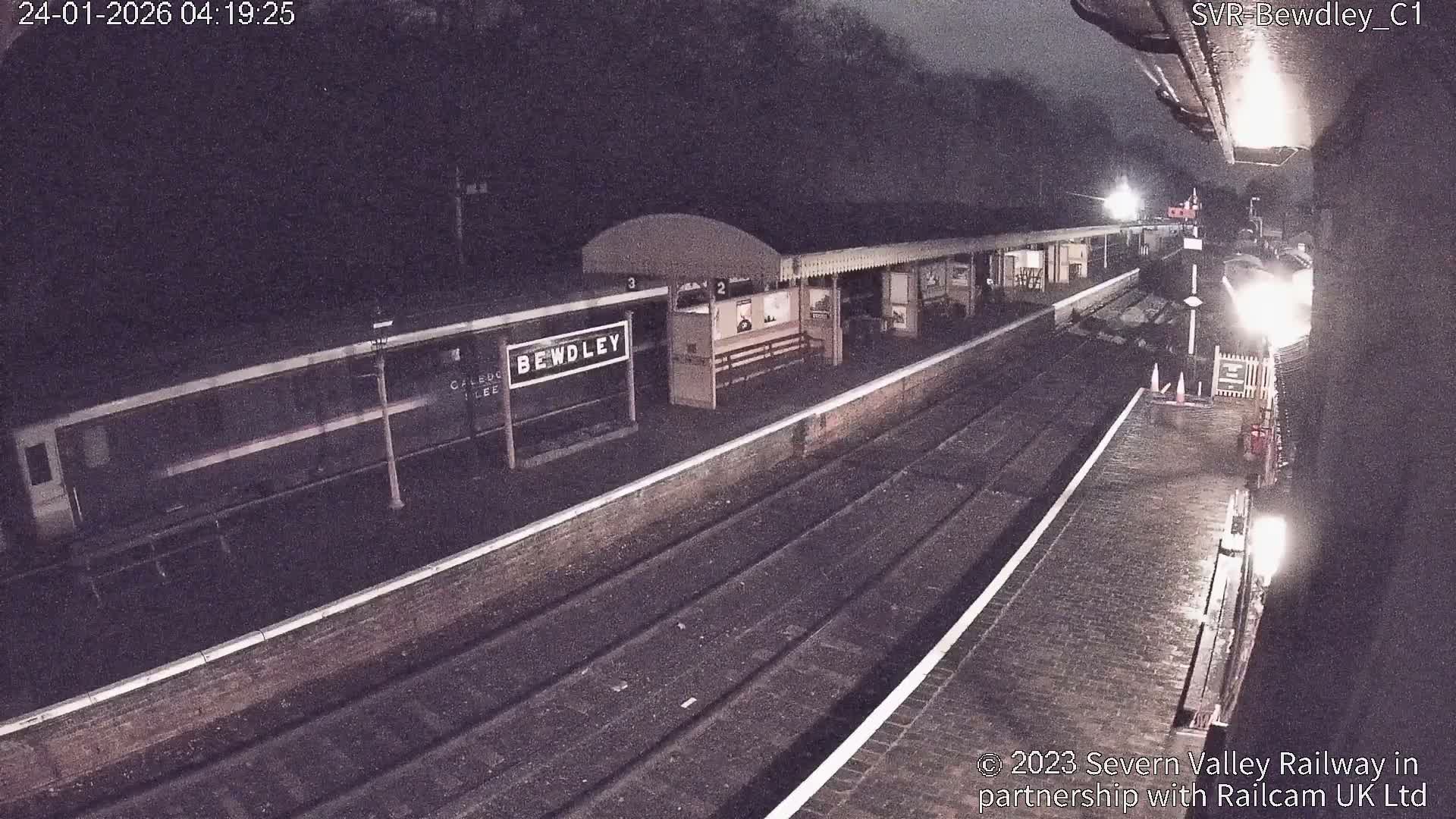 Bewdley Station İnside on the Severn Valley Railway Live Cam - Bewdley, Wyre Forest, Worcestershire, West Midlands, England, United Kingdomth on the Severn Valley Railway 2025-02-27 22:40