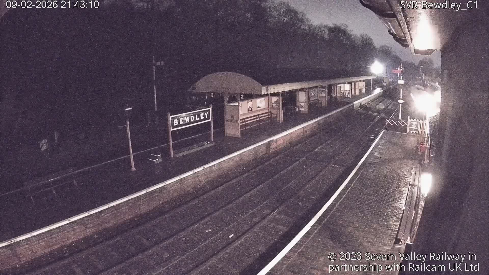 Bewdley Station İnside on the Severn Valley Railway Live Cam - Bewdley, Wyre Forest, Worcestershire, West Midlands, England, United Kingdomth on the Severn Valley Railway 2025-02-27 22:40
