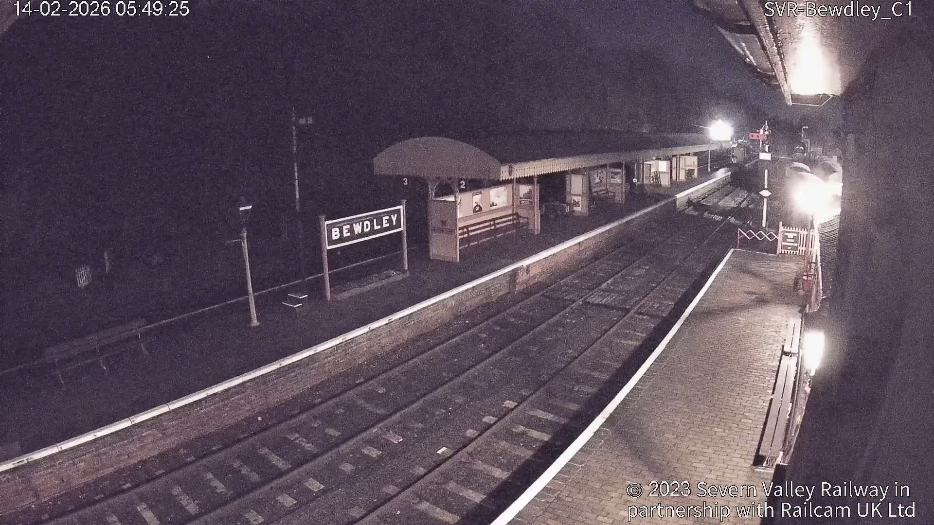 Bewdley Station İnside on the Severn Valley Railway Live Cam - Bewdley, Wyre Forest, Worcestershire, West Midlands, England, United Kingdomth on the Severn Valley Railway 2025-02-27 22:40
