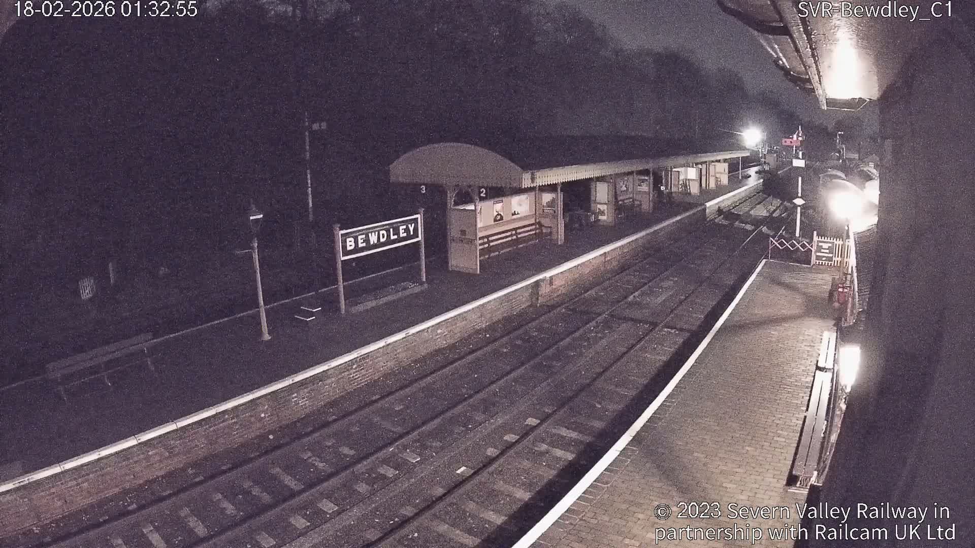 Bewdley Station İnside on the Severn Valley Railway Live Cam - Bewdley, Wyre Forest, Worcestershire, West Midlands, England, United Kingdomth on the Severn Valley Railway 2025-02-27 22:40