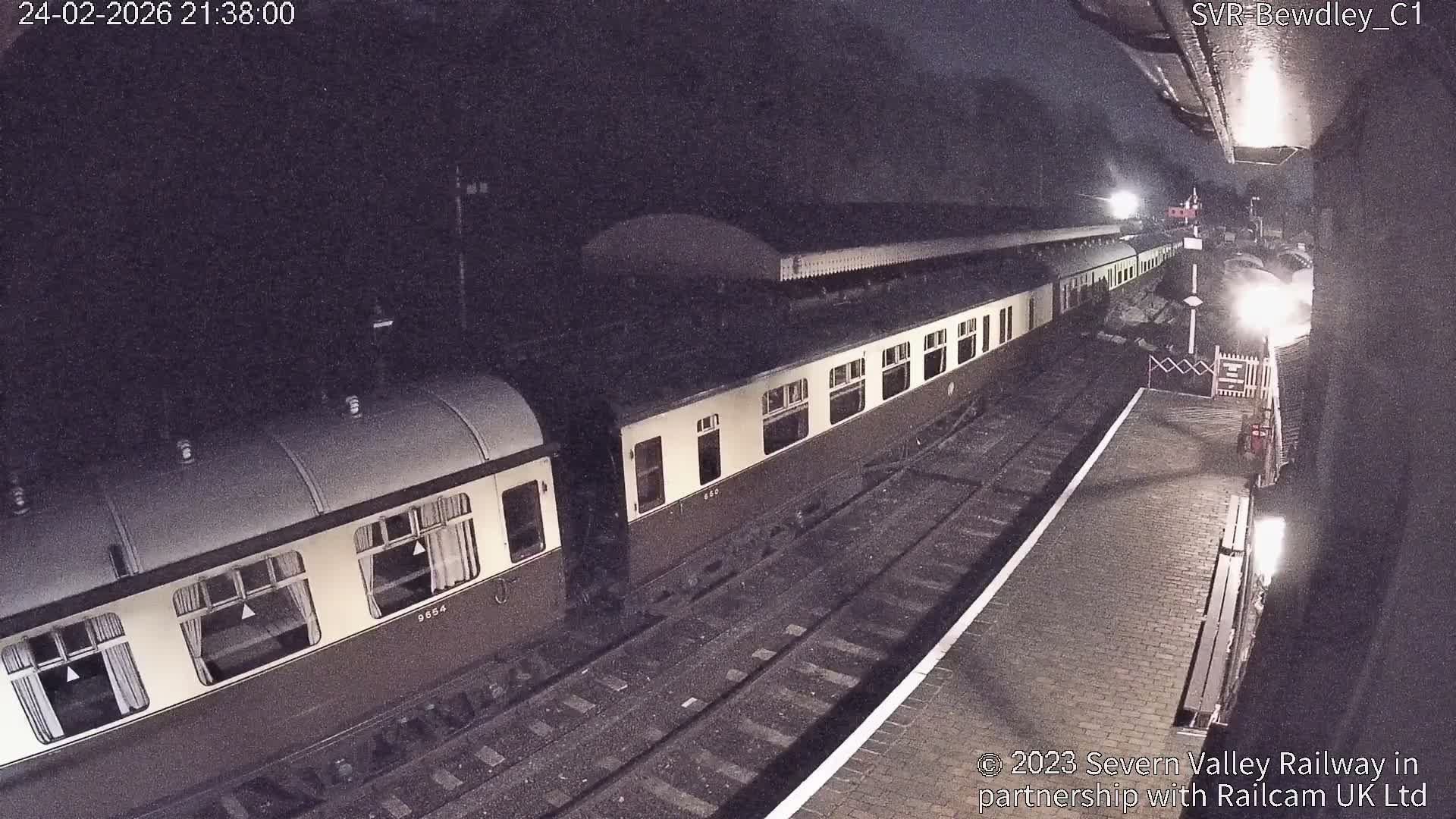 Bewdley Station İnside on the Severn Valley Railway Live Cam - Bewdley, Wyre Forest, Worcestershire, West Midlands, England, United Kingdomth on the Severn Valley Railway 2025-02-27 22:40