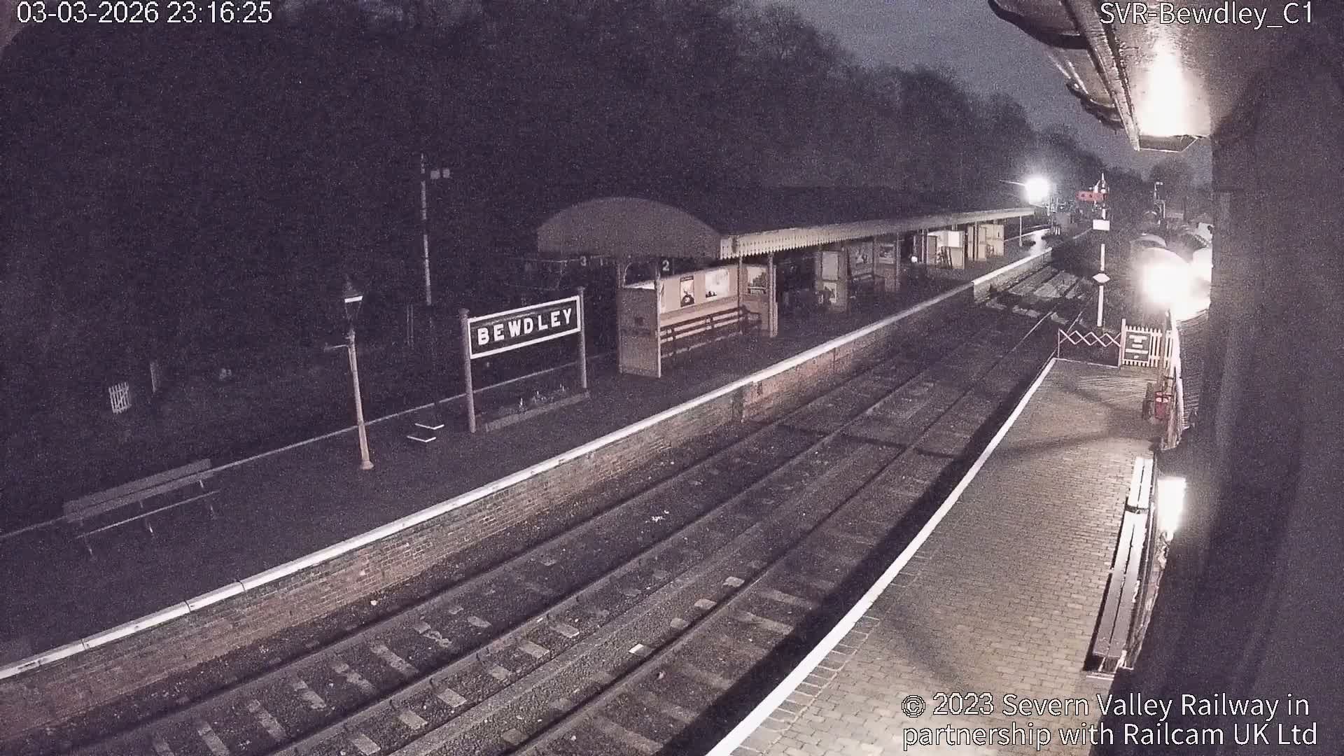 Bewdley Station İnside on the Severn Valley Railway Live Cam - Bewdley, Wyre Forest, Worcestershire, West Midlands, England, United Kingdomth on the Severn Valley Railway 2025-02-27 22:40