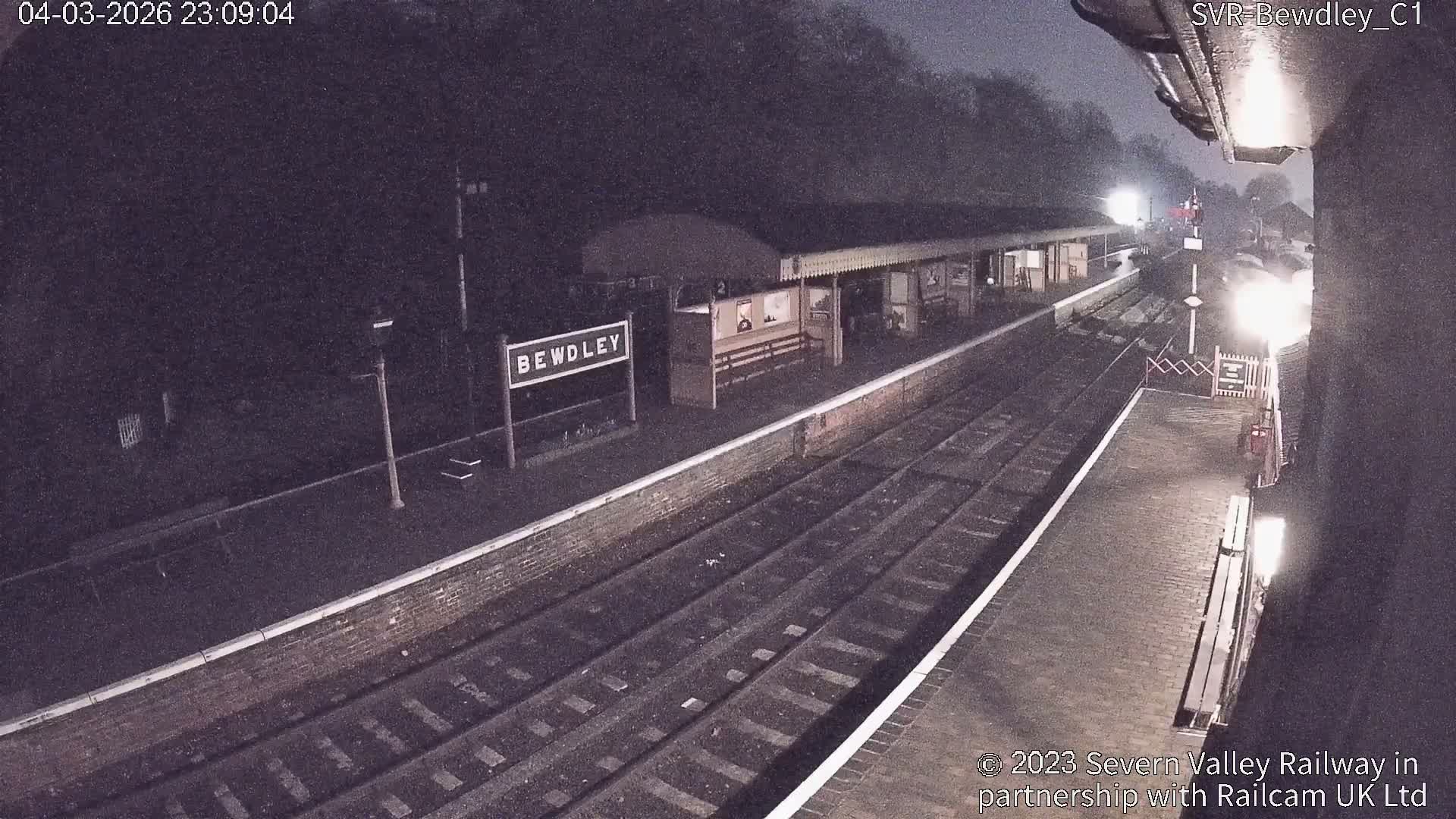 Bewdley Station İnside on the Severn Valley Railway Live Cam - Bewdley, Wyre Forest, Worcestershire, West Midlands, England, United Kingdomth on the Severn Valley Railway 2025-02-27 22:40