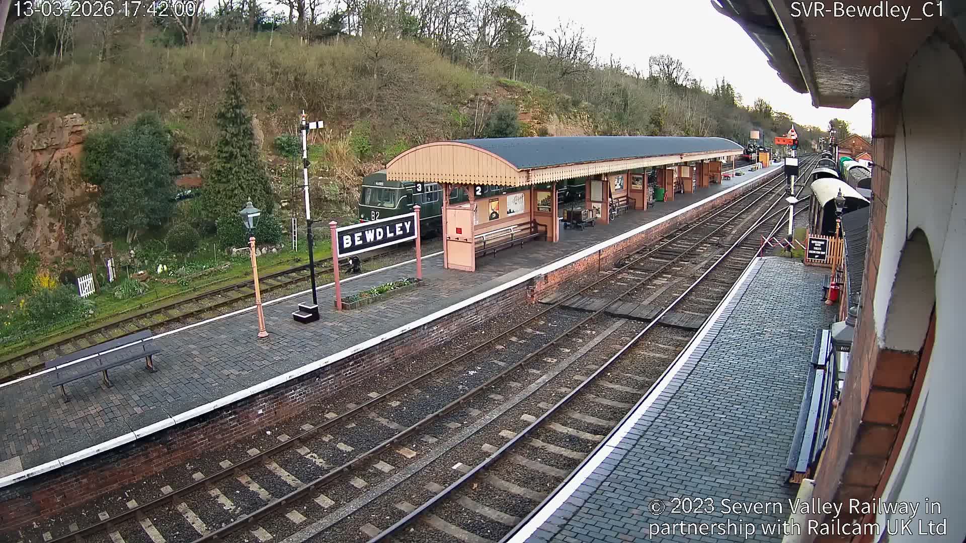 Bewdley Station İnside on the Severn Valley Railway Live Cam - Bewdley, Wyre Forest, Worcestershire, West Midlands, England, United Kingdomth on the Severn Valley Railway 2025-02-27 22:40