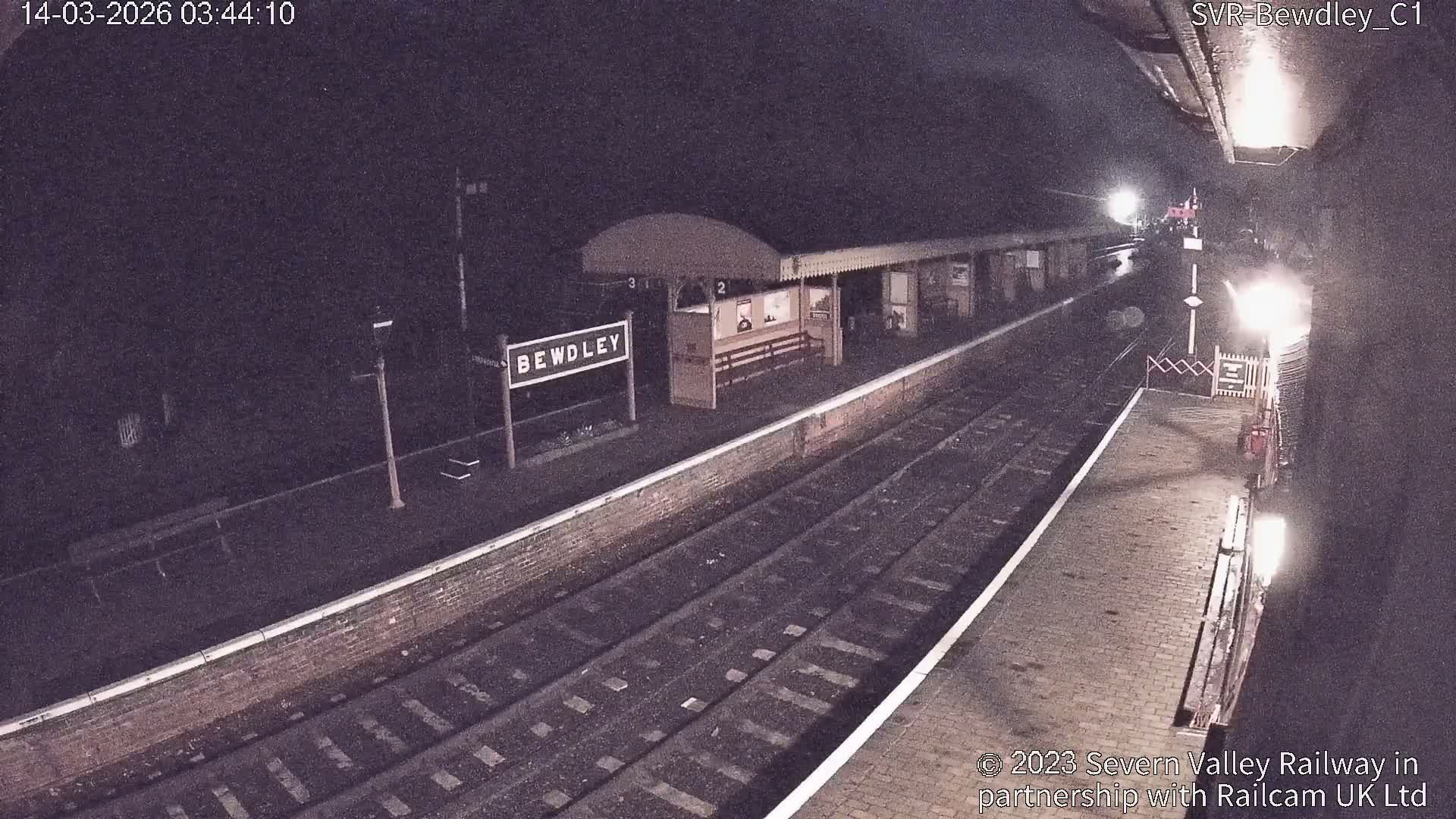 Bewdley Station İnside on the Severn Valley Railway Live Cam - Bewdley, Wyre Forest, Worcestershire, West Midlands, England, United Kingdomth on the Severn Valley Railway 2025-02-27 22:40