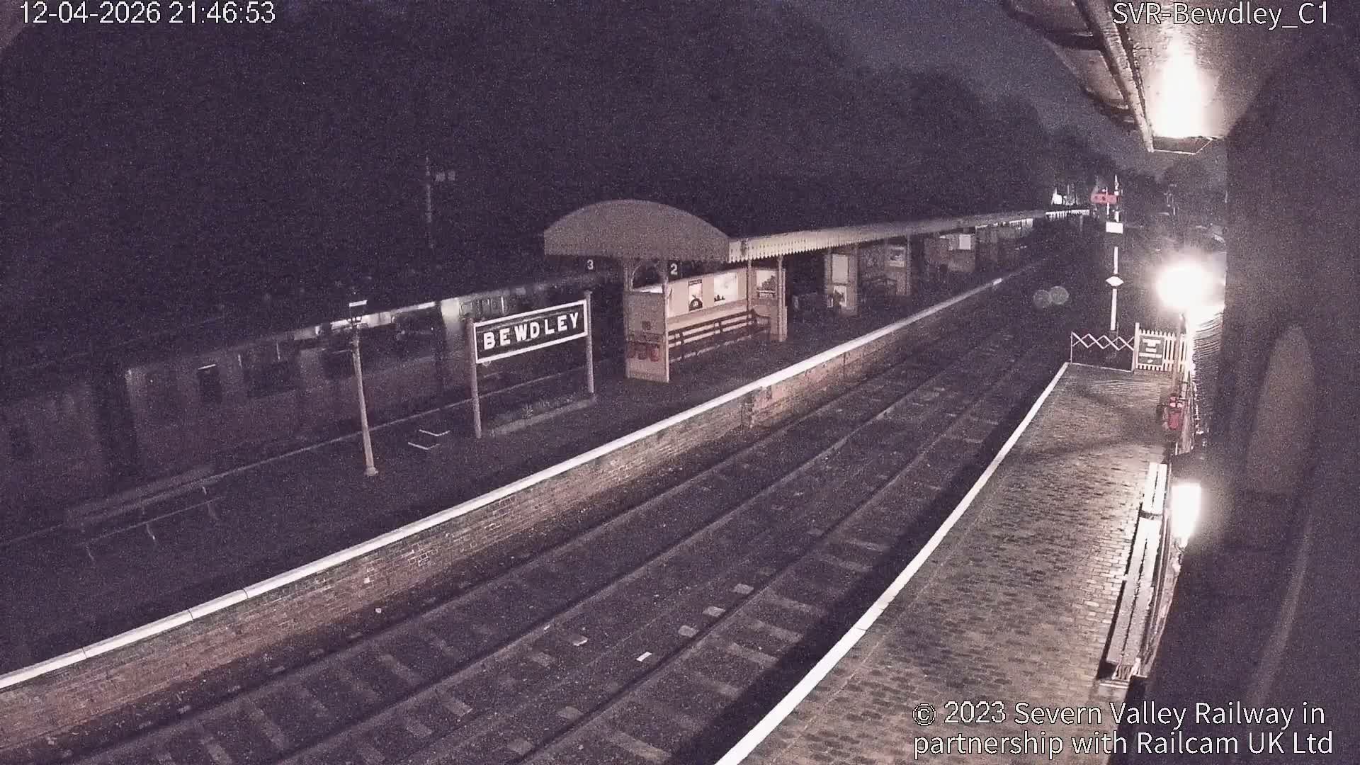 Bewdley Station İnside on the Severn Valley Railway Live Cam - Bewdley, Wyre Forest, Worcestershire, West Midlands, England, United Kingdomth on the Severn Valley Railway 2025-02-27 22:40