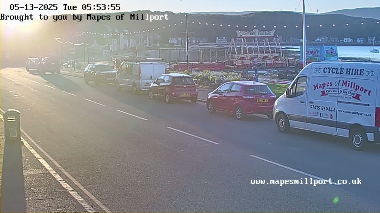 Millport Town & Coast Live Cam - Millport, North Ayrshire, Ayrshire and Arran, Scotland, United Kingdom