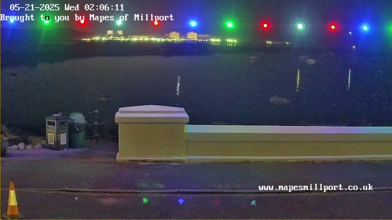Millport Town & Coast Live Cam - Millport, North Ayrshire, Ayrshire and Arran, Scotland, United Kingdom