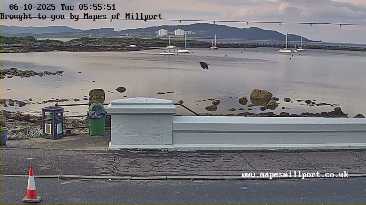 Millport Town & Coast Live Cam - Millport, North Ayrshire, Ayrshire and Arran, Scotland, United Kingdom