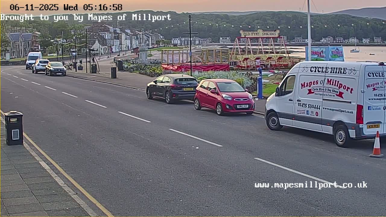 Millport Town & Coast Live Cam - Millport, North Ayrshire, Ayrshire and Arran, Scotland, United Kingdom