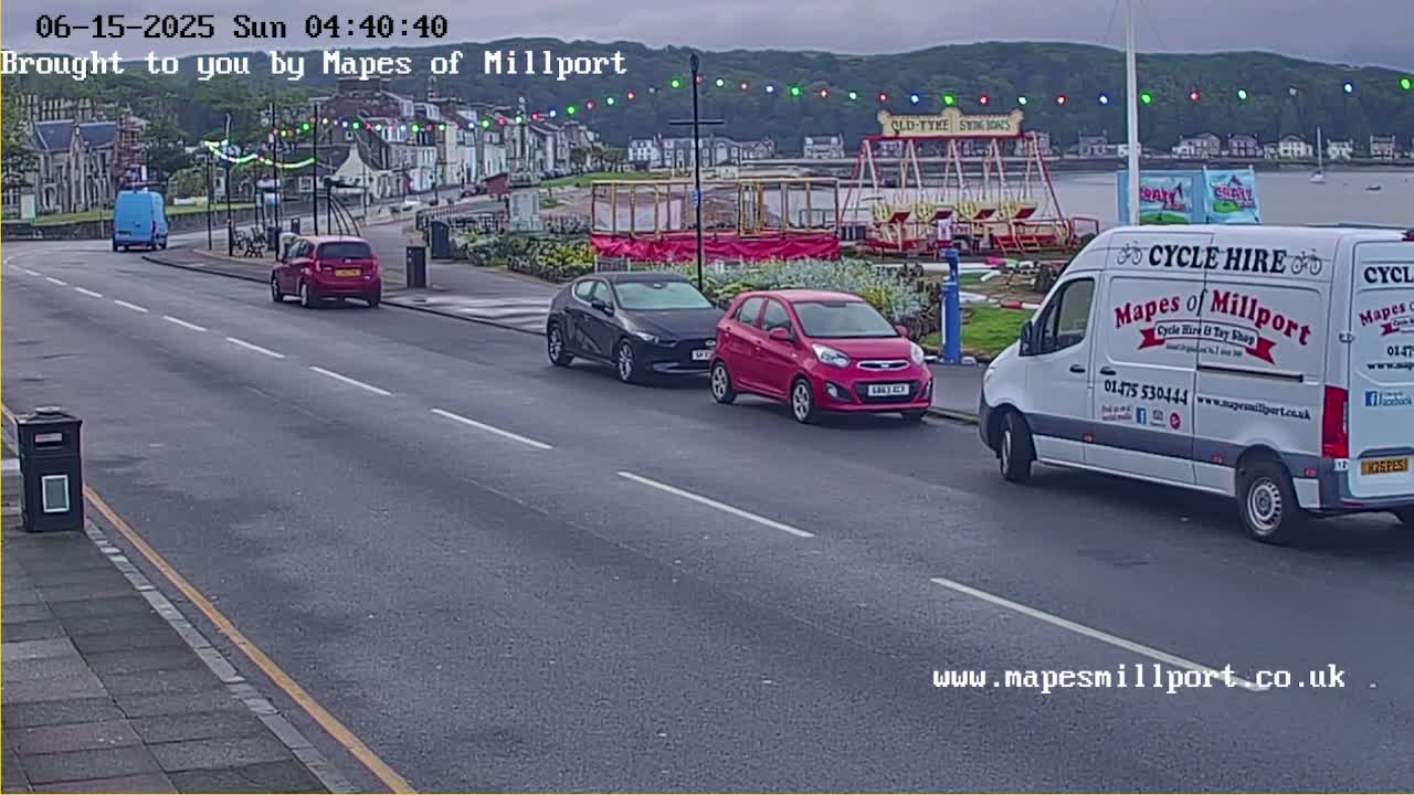 Millport Town & Coast Live Cam - Millport, North Ayrshire, Ayrshire and Arran, Scotland, United Kingdom